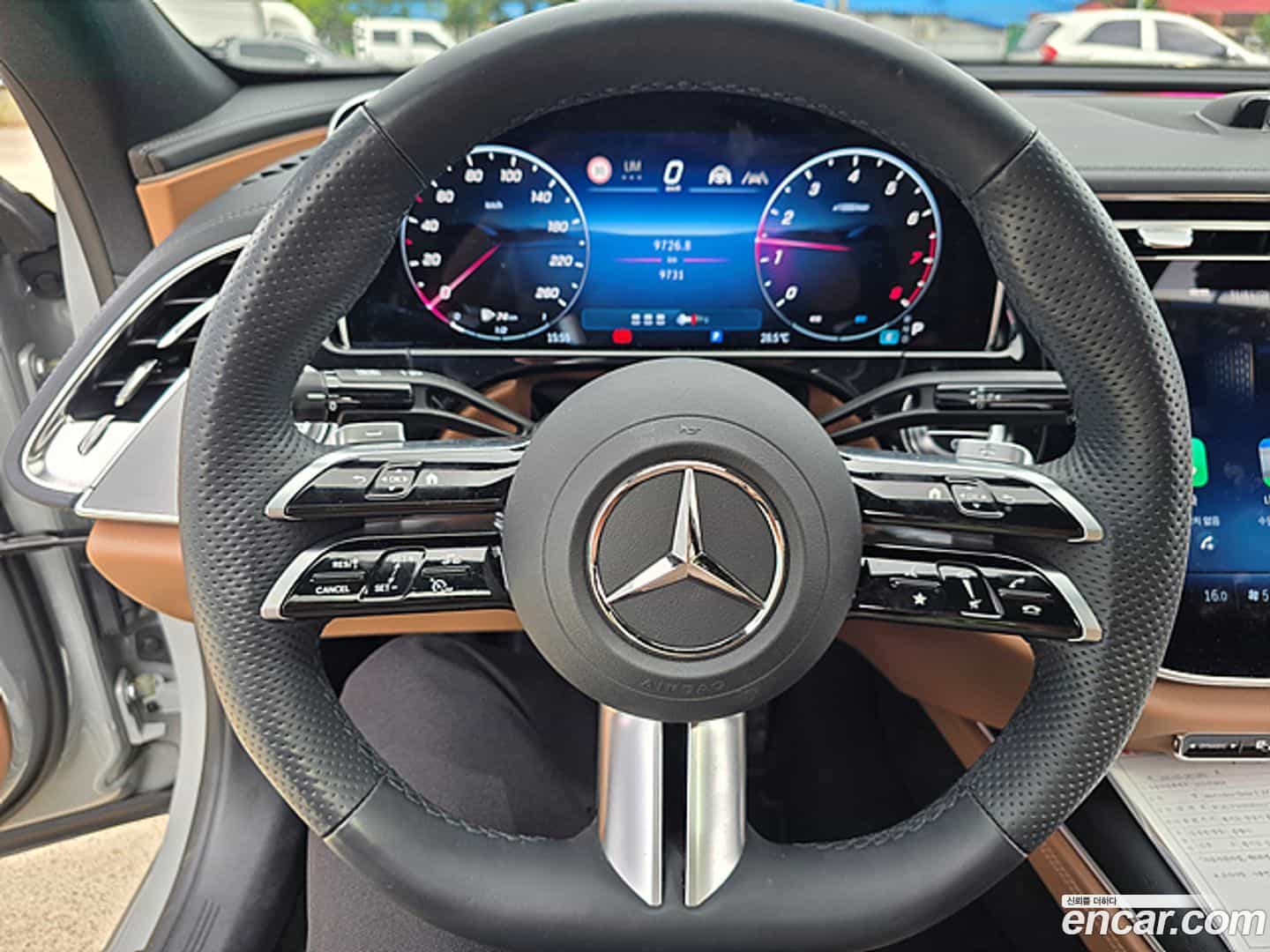 E-Class Mercedes-Benz 2024.4-INNER-009