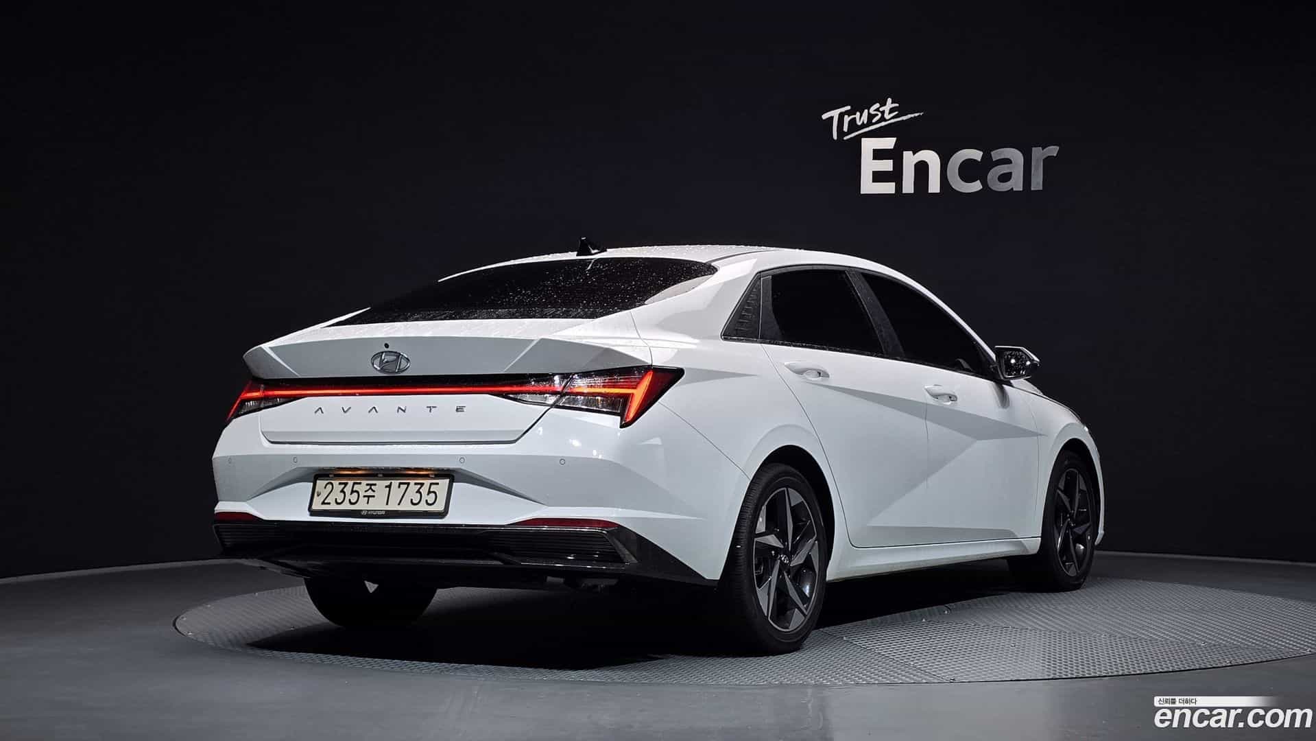 AVANTE Hyundai 2022.8-OUTER-002