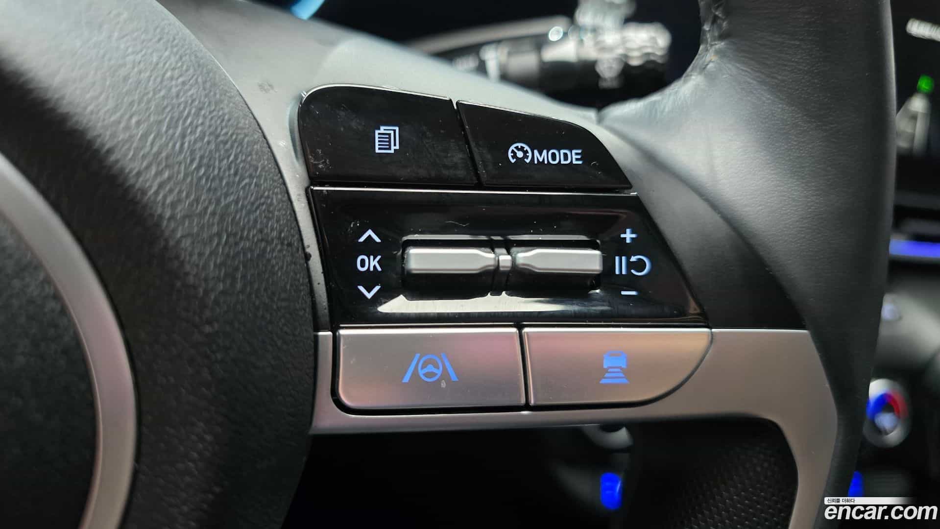AVANTE Hyundai 2022.8-OPTION-021