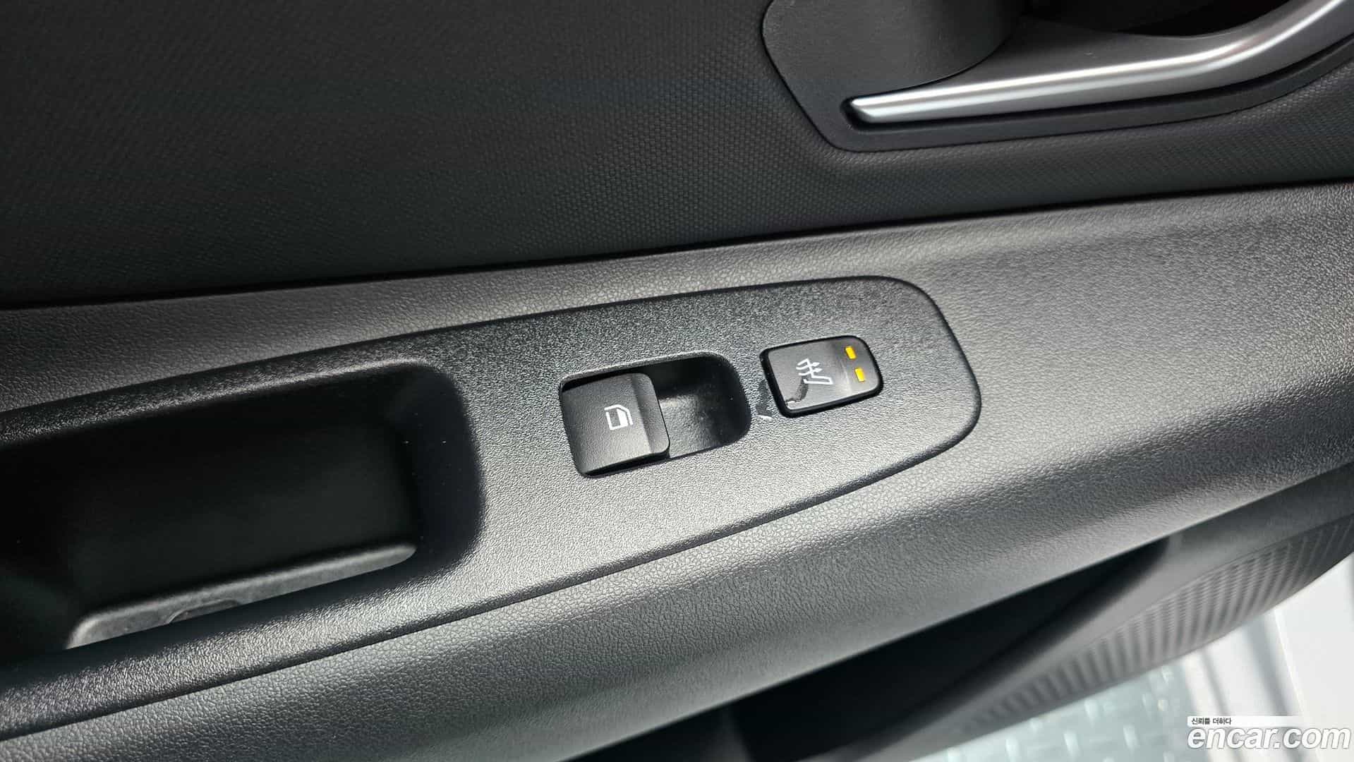 AVANTE Hyundai 2022.8-OPTION-023