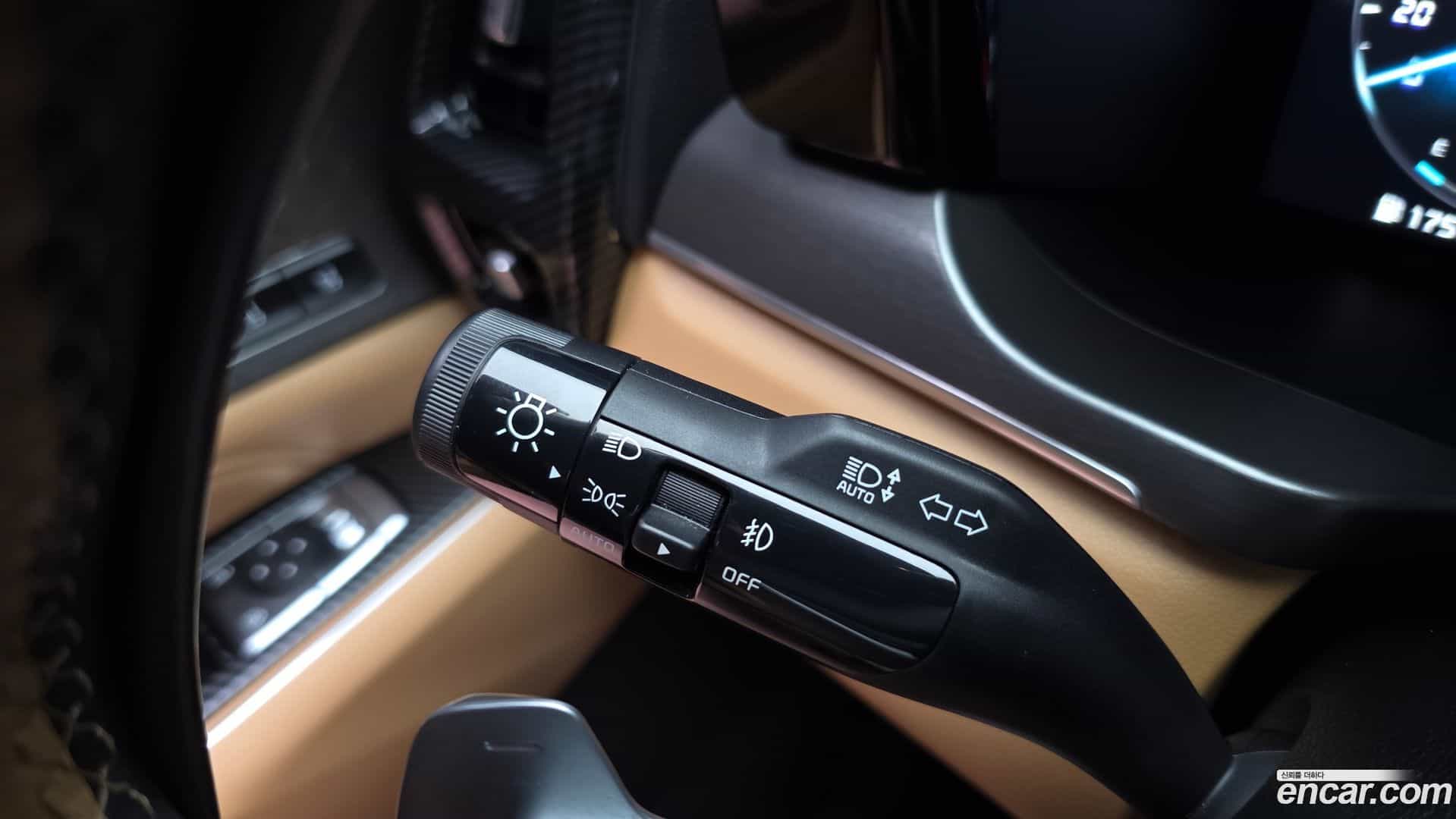 Sorento Kia 2023.5-OPTION-021