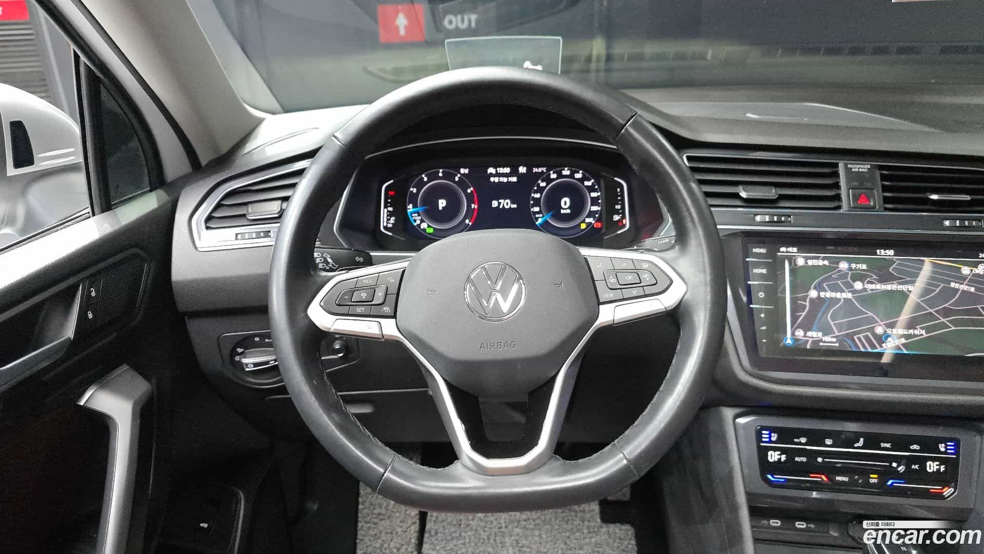 Tiguan Volkswagen 2022.8-OPTION-017