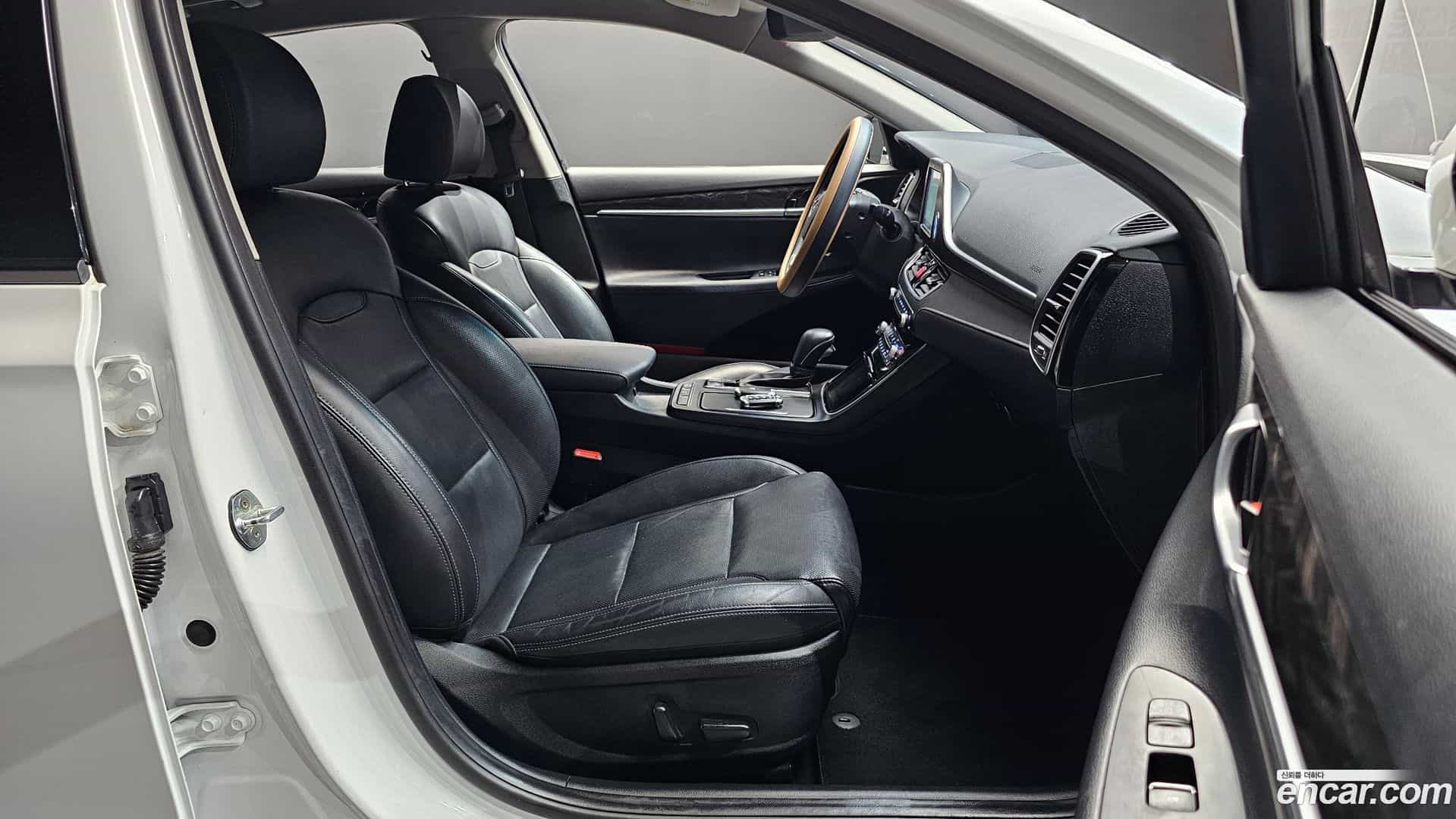Grandeur Hyundai 2019.8-OPTION-015