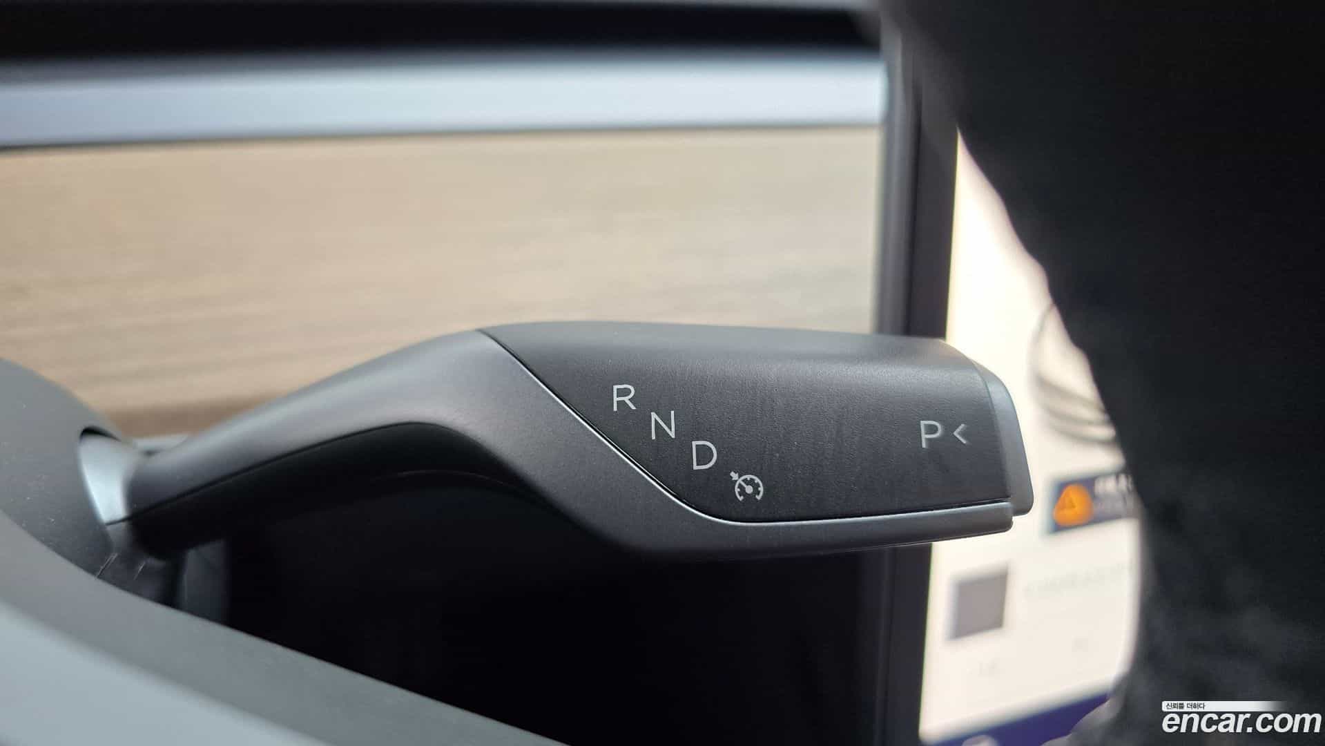Model 3 Tesla 2022.7-INNER-009