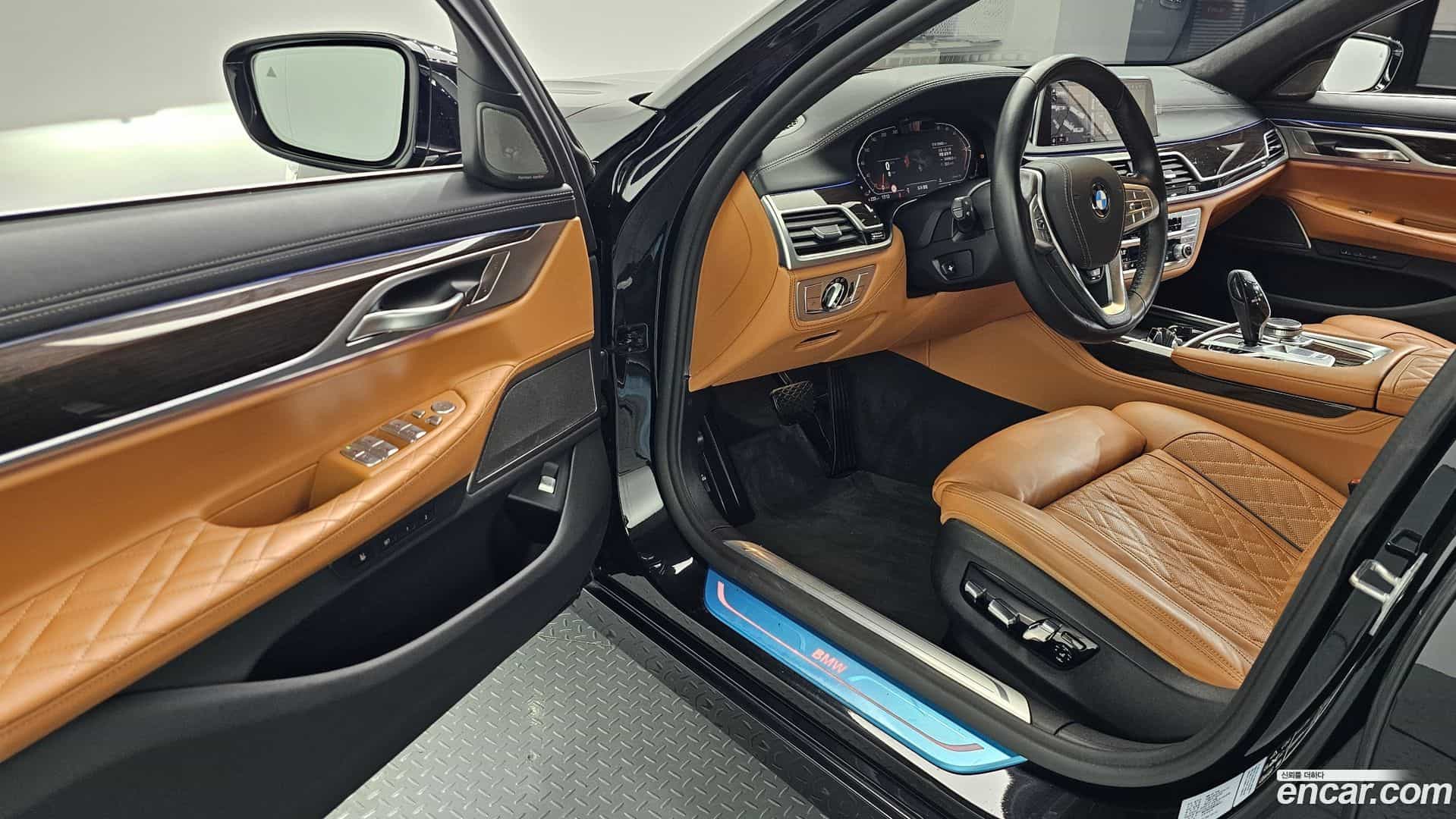 7-Series BMW 2021.4-INNER-010