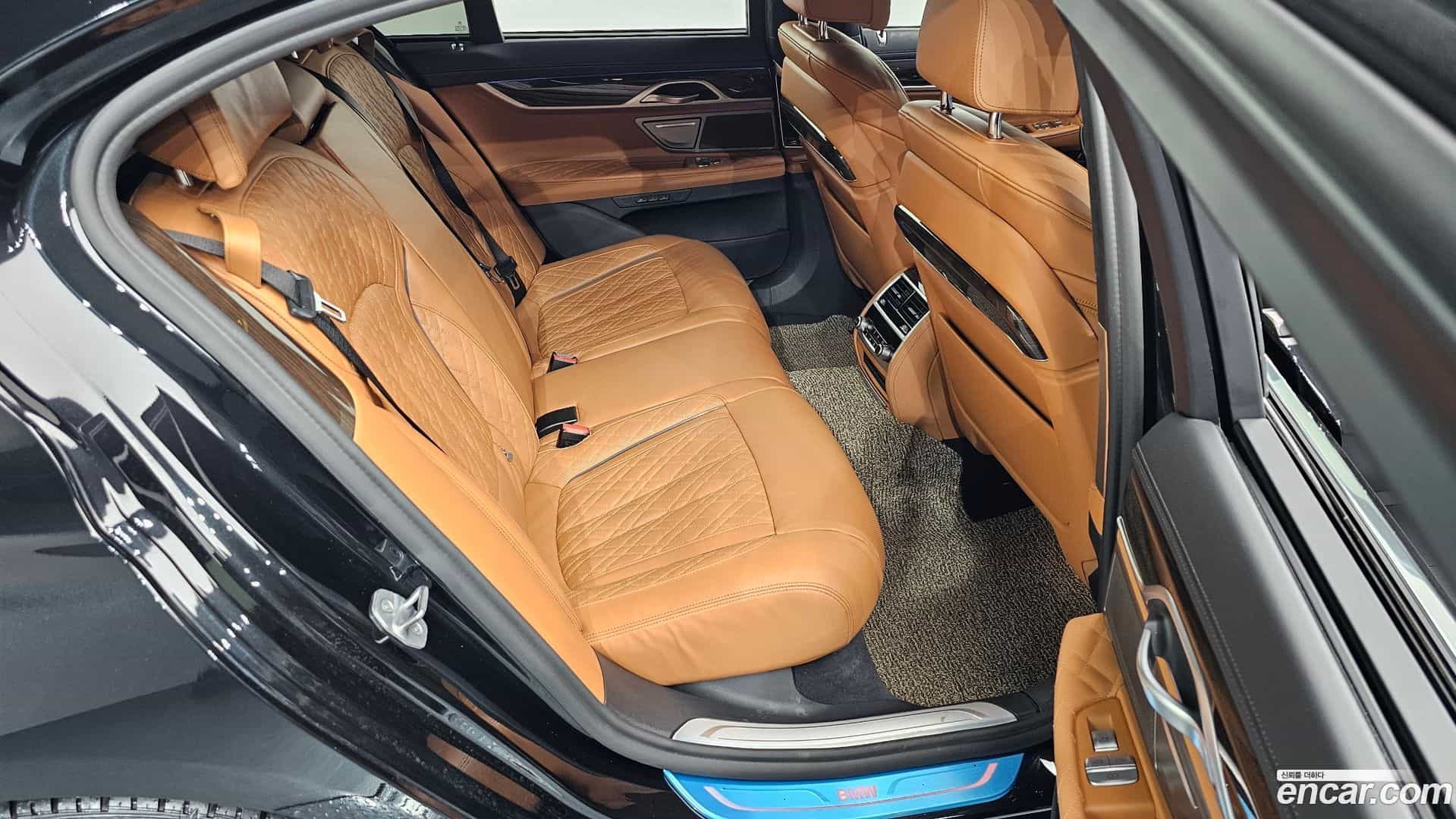 7-Series BMW 2021.4-OPTION-015