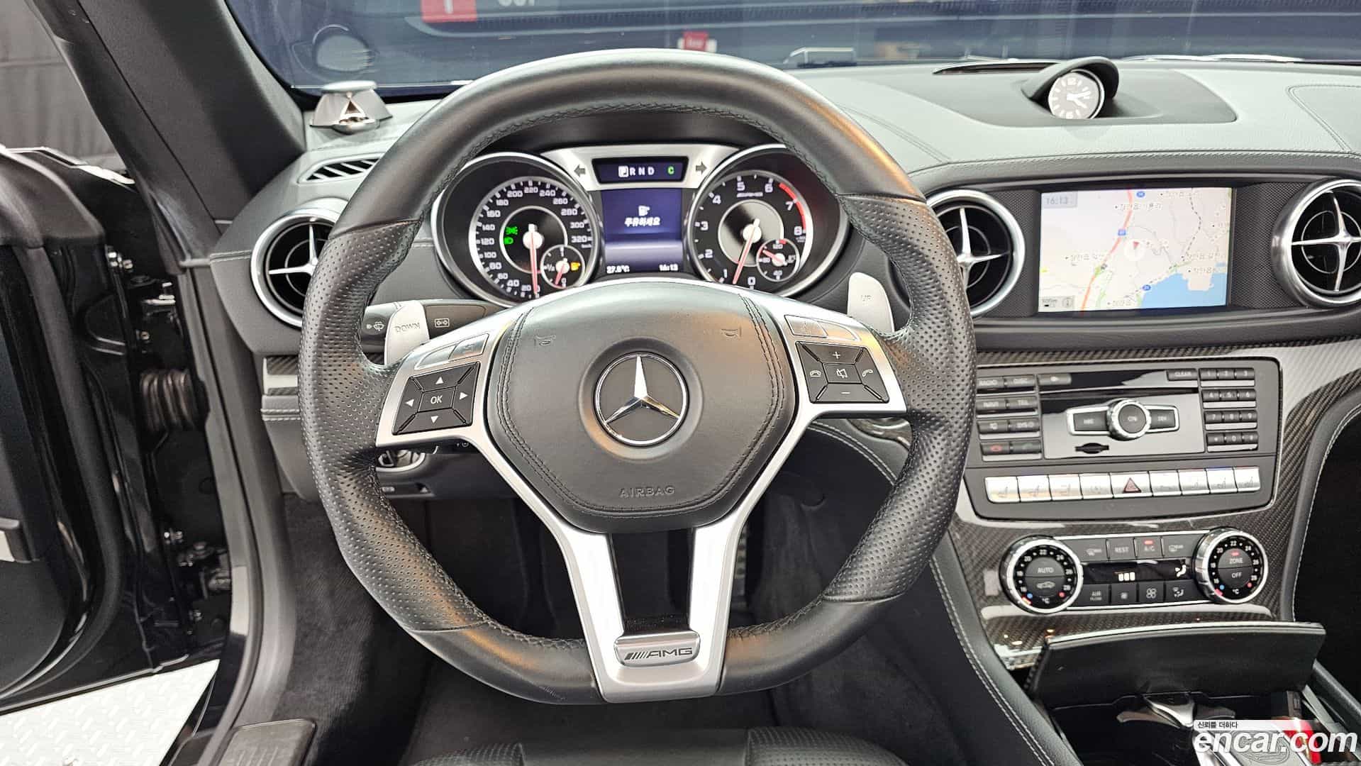 SL-Class Mercedes-Benz 2015.10-OPTION-015