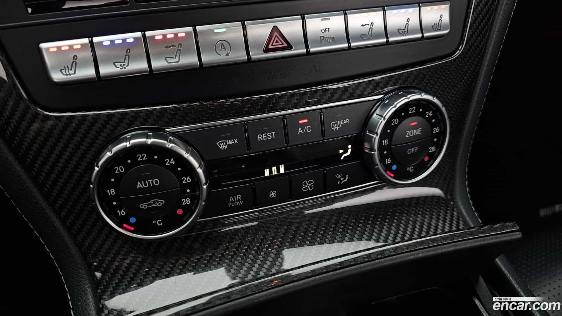 SL-Class Mercedes-Benz 2015.10-OPTION-020