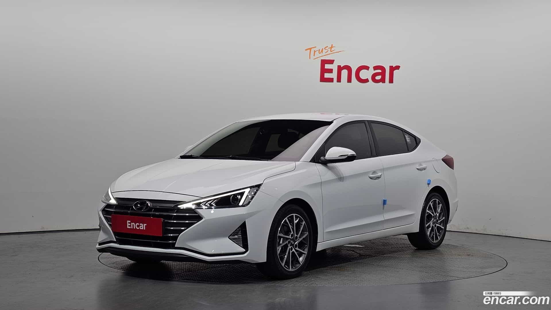 AVANTE Hyundai 2020.2-OUTER-001