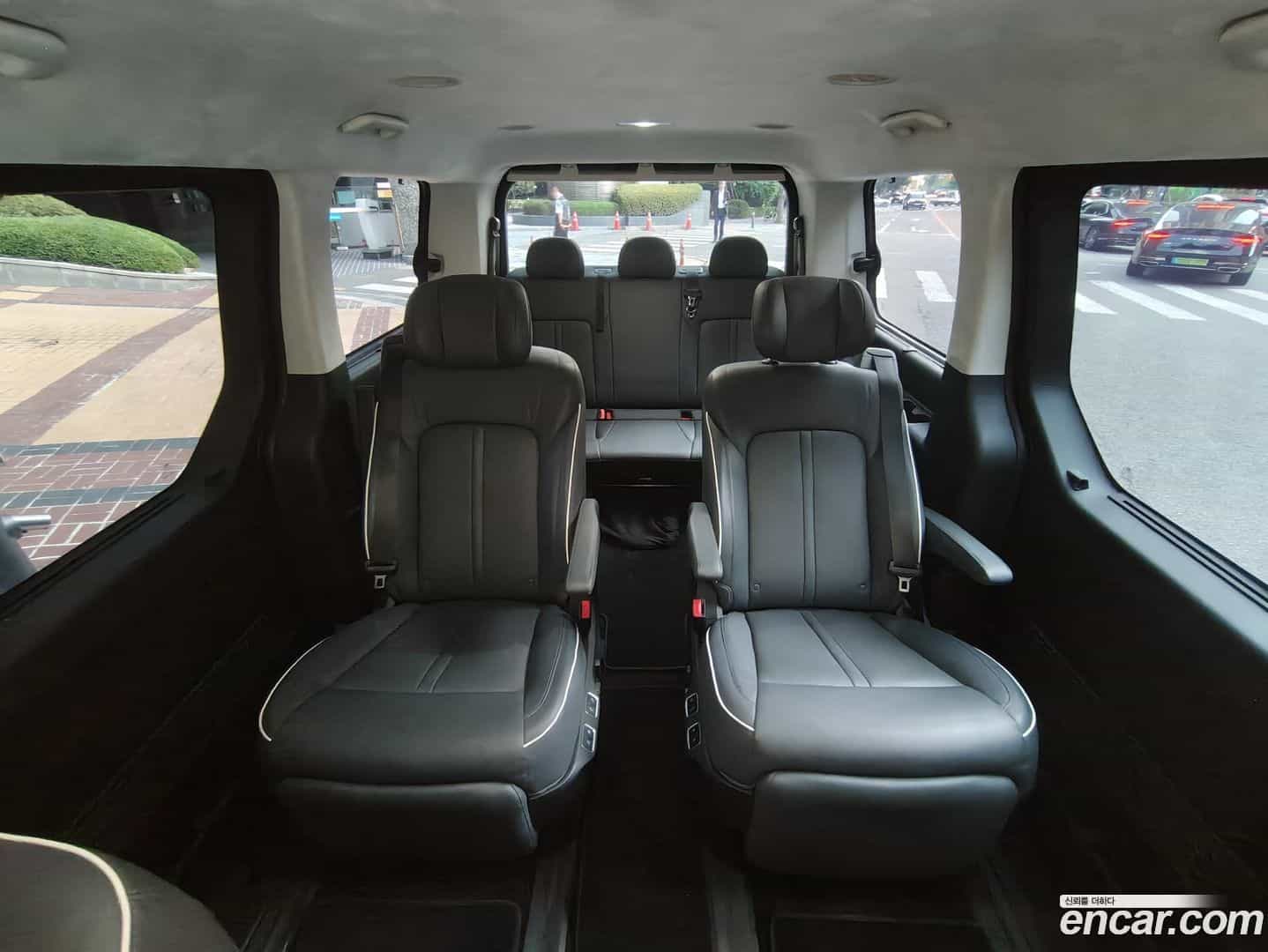 Staria Hyundai 2023.1-OUTER-002