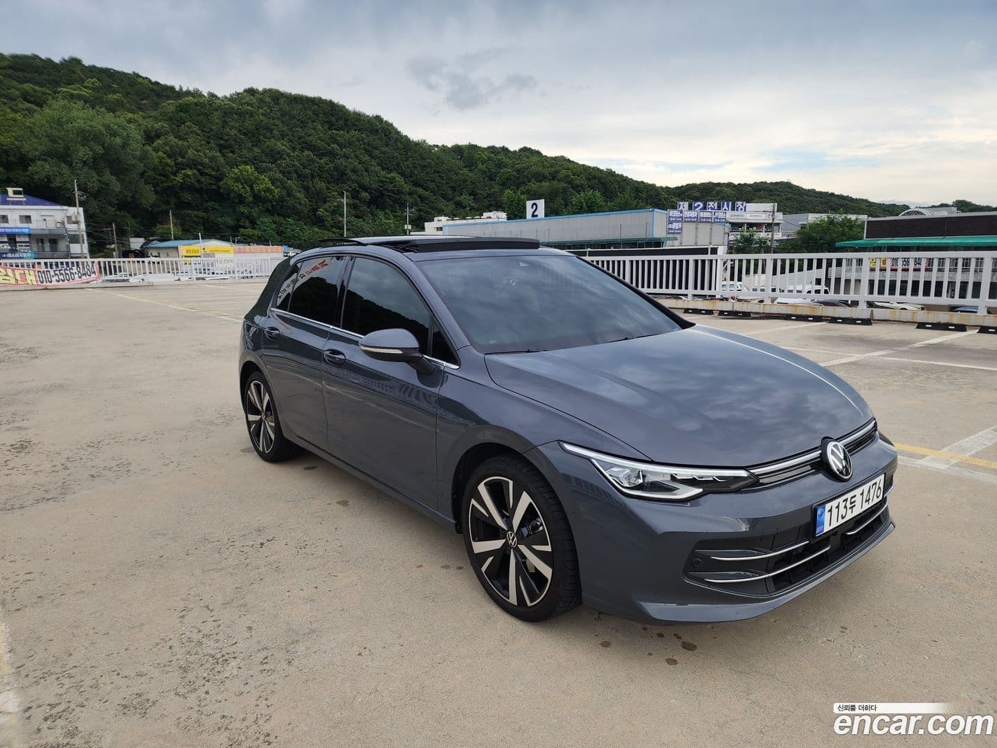 Main__Slider__Photo:Golf Volkswagen 2025.5-0