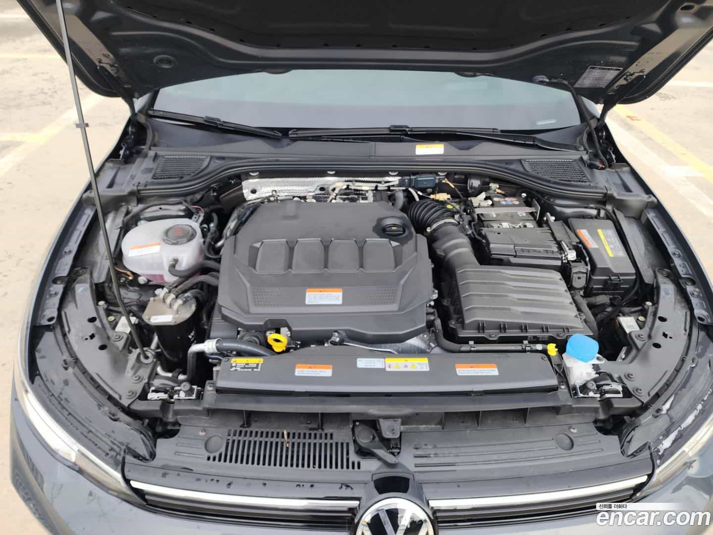 Golf Volkswagen 2025.5-OUTER-002