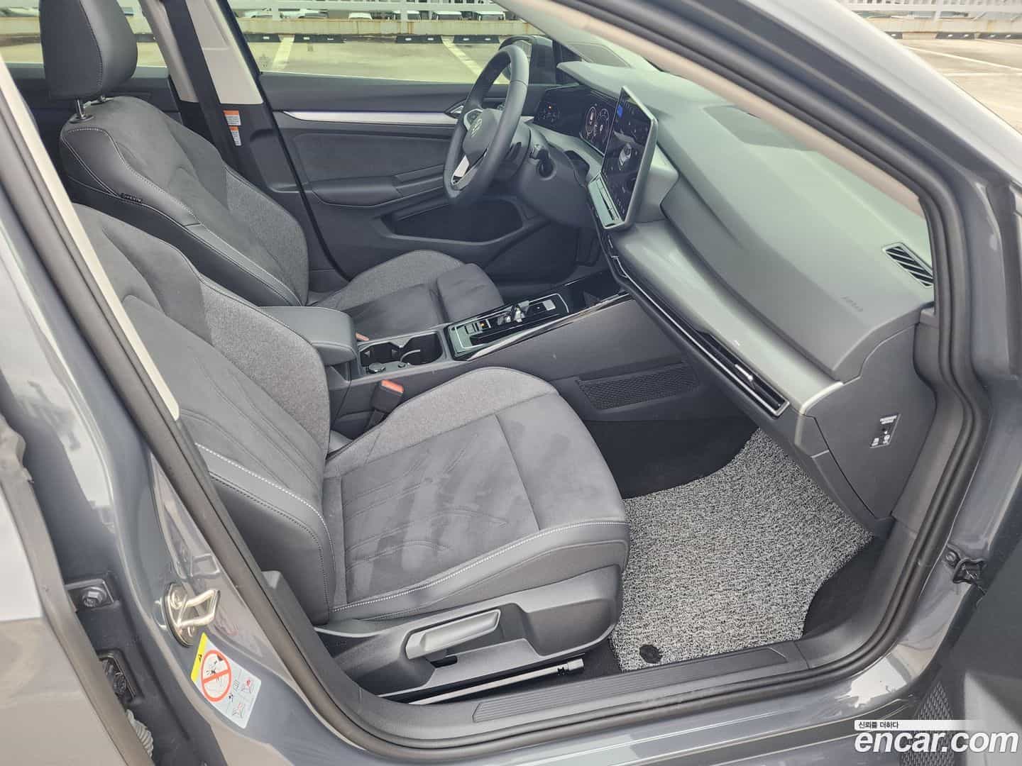 Golf Volkswagen 2025.5-OPTION-016