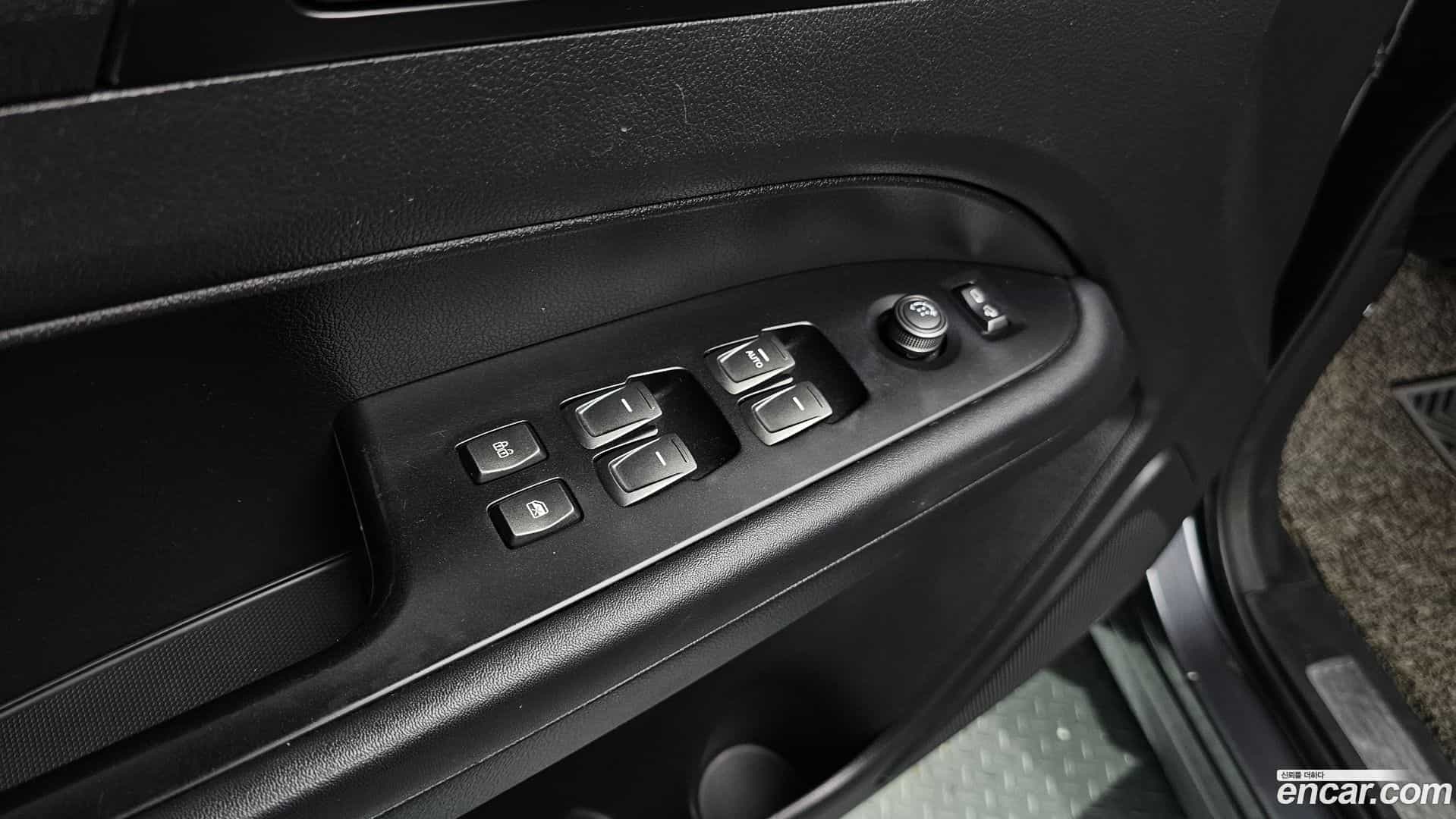 Rexton KG Mobility 2020.4-OPTION-023