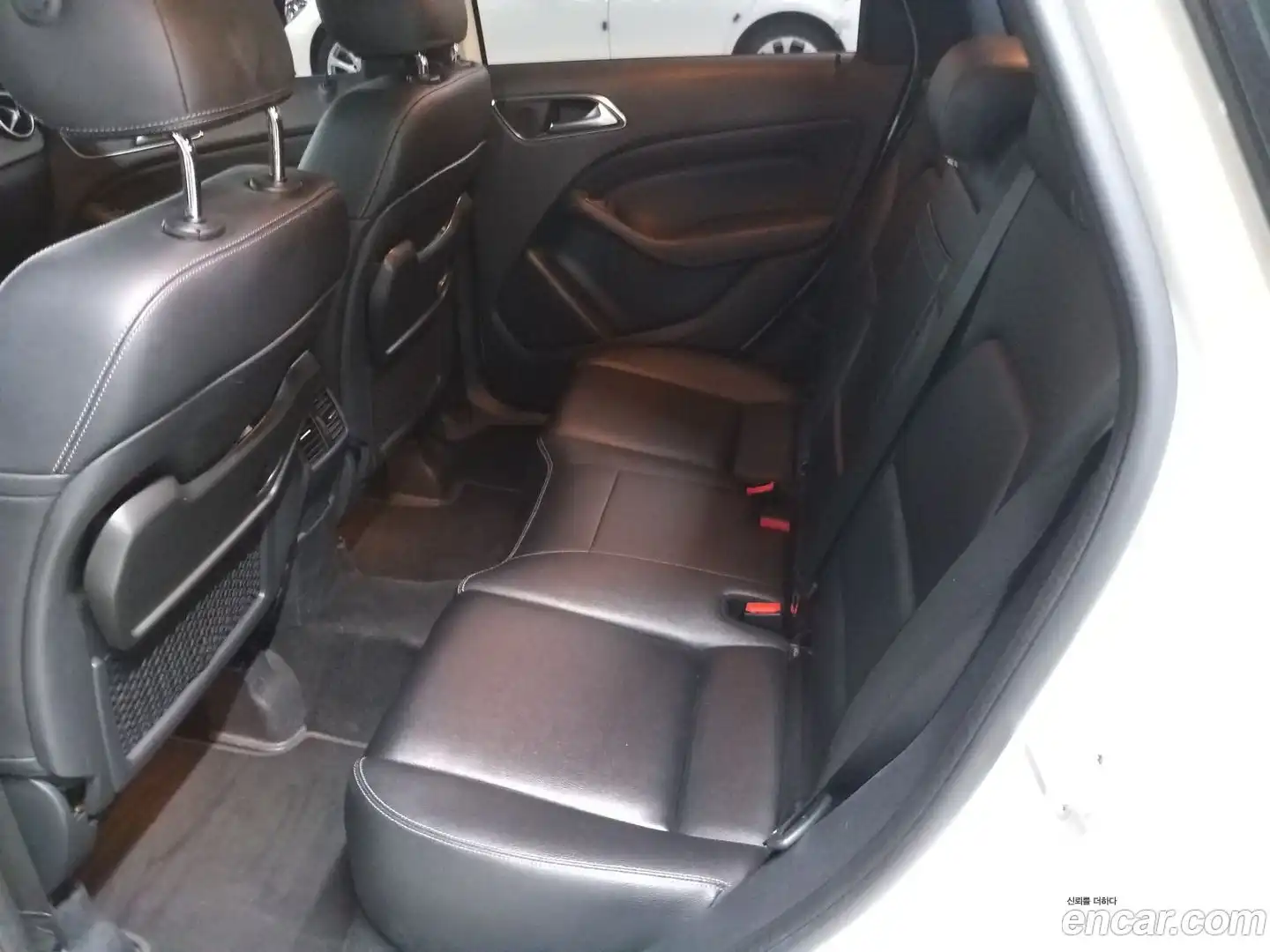 B-Class Mercedes-Benz 2016.2-INNER-009
