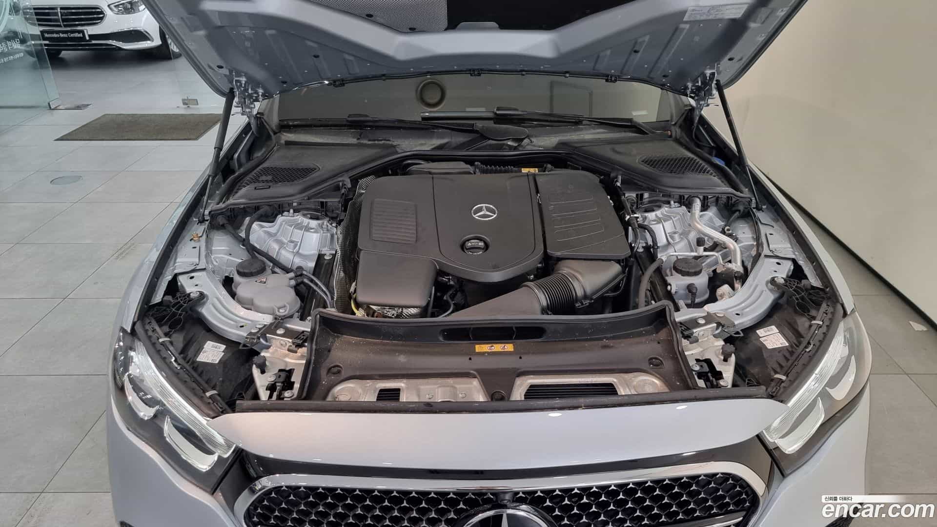 E-Class Mercedes-Benz 2025.6-OUTER-006