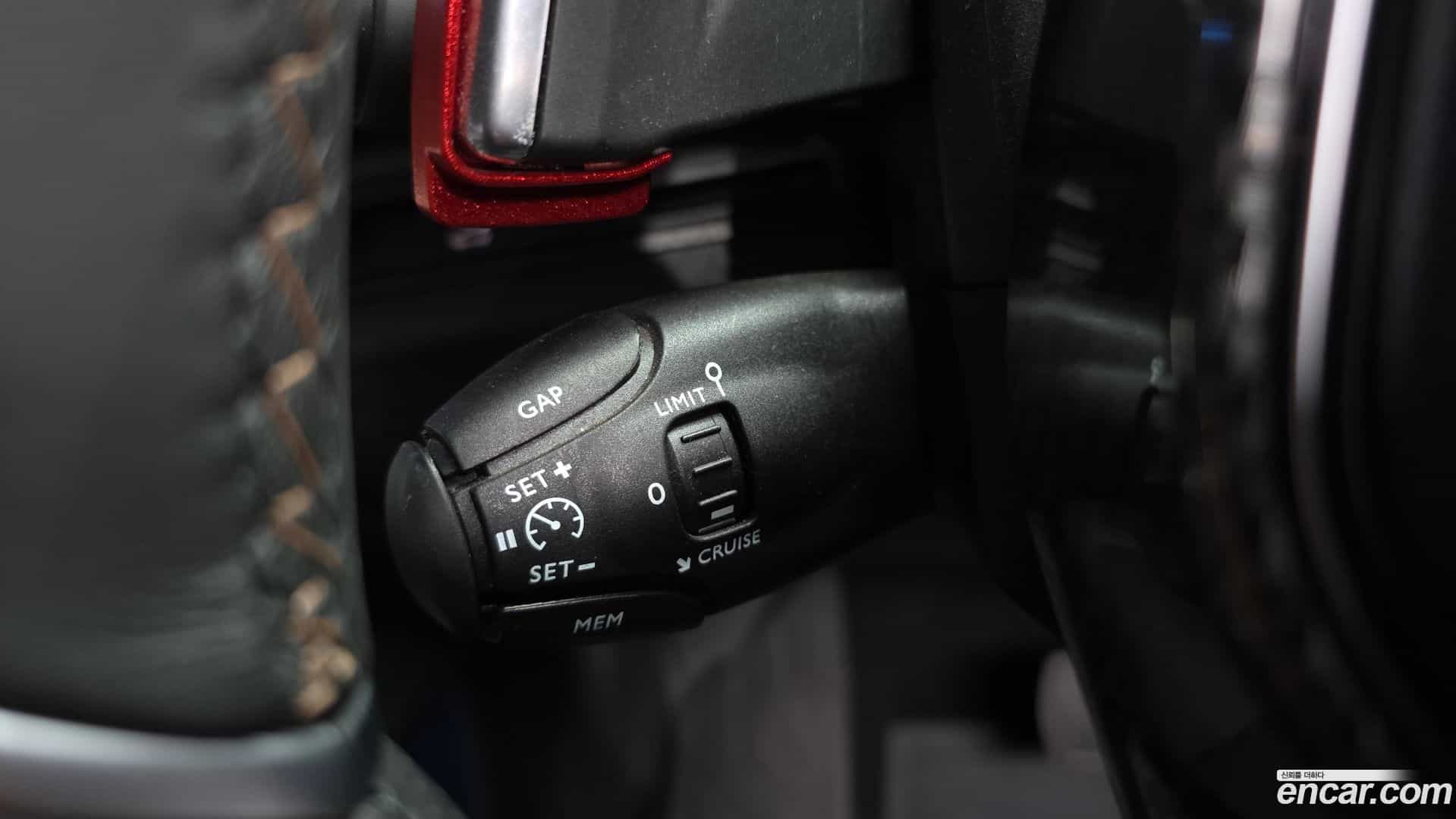 3008 Peugeot 2020.8-OPTION-050