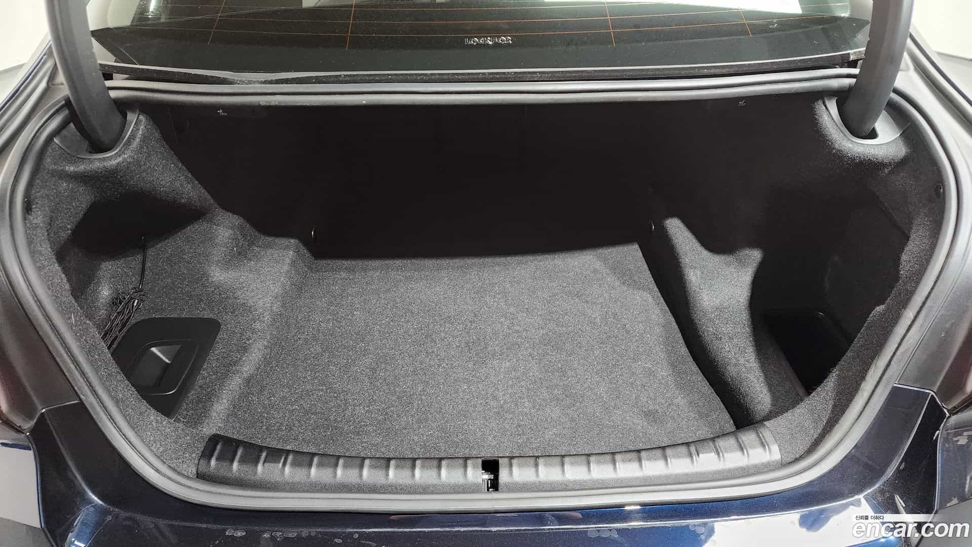 5-Series BMW 2022.9-OPTION-024