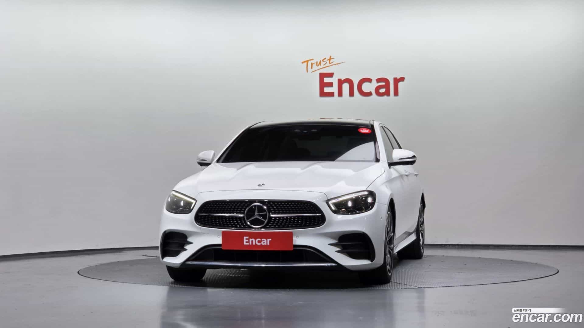 E-Class Mercedes-Benz 2022.7-OUTER-003