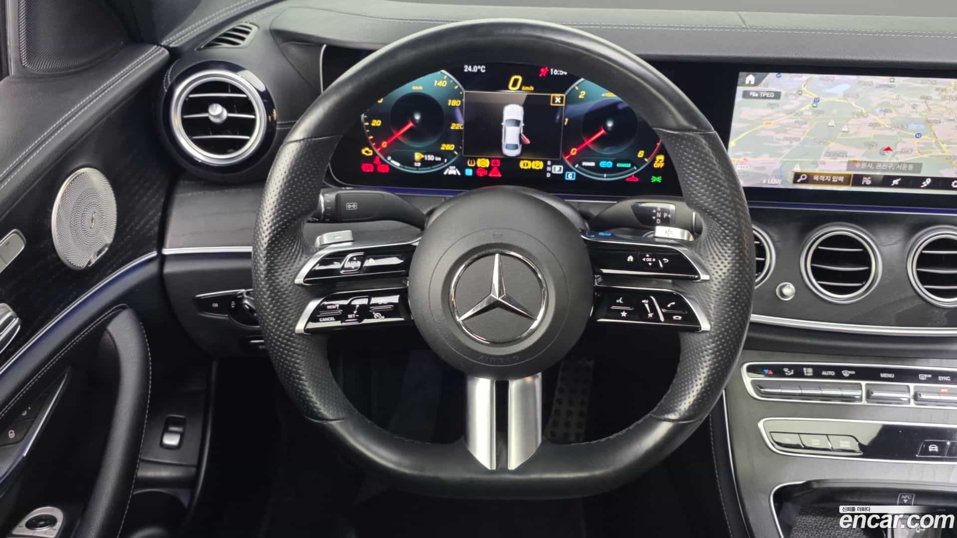 E-Class Mercedes-Benz 2022.7-OPTION-017