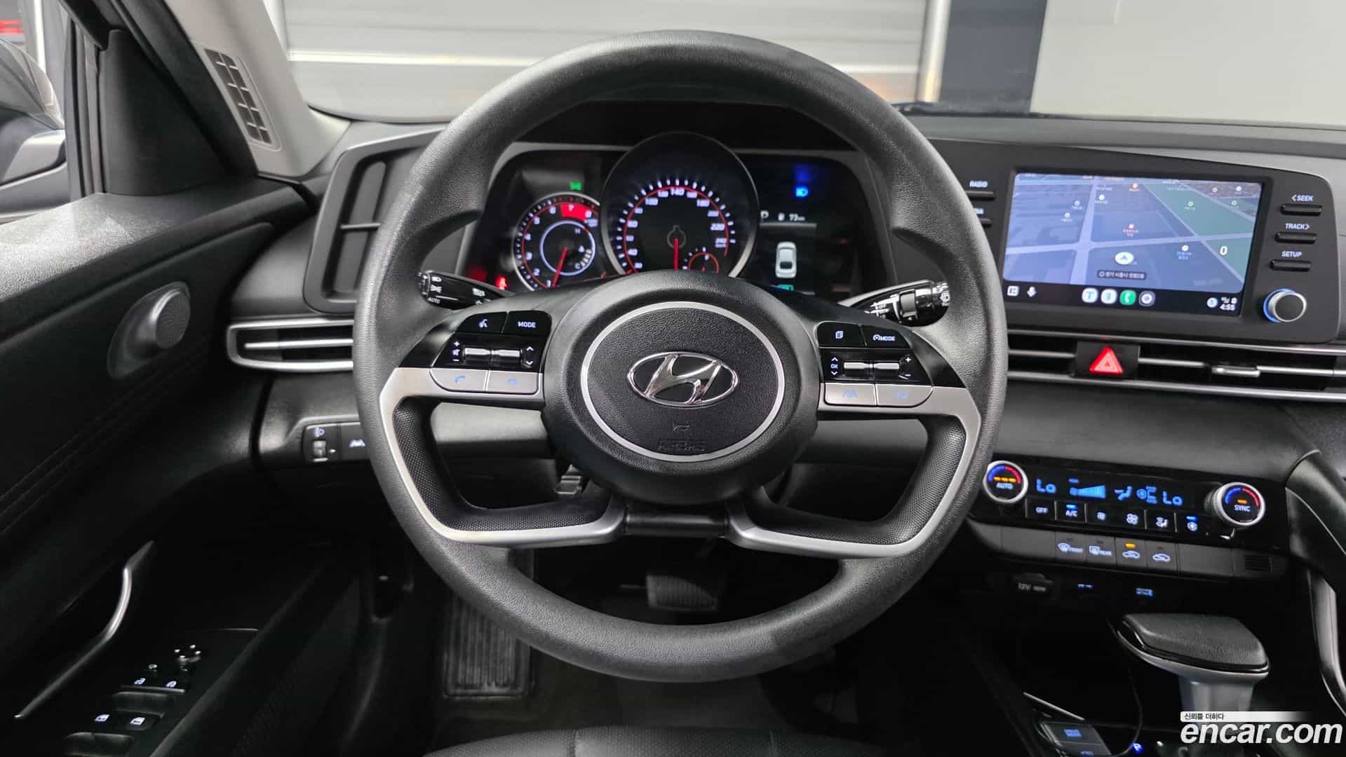 AVANTE Hyundai 2022.4-OPTION-016