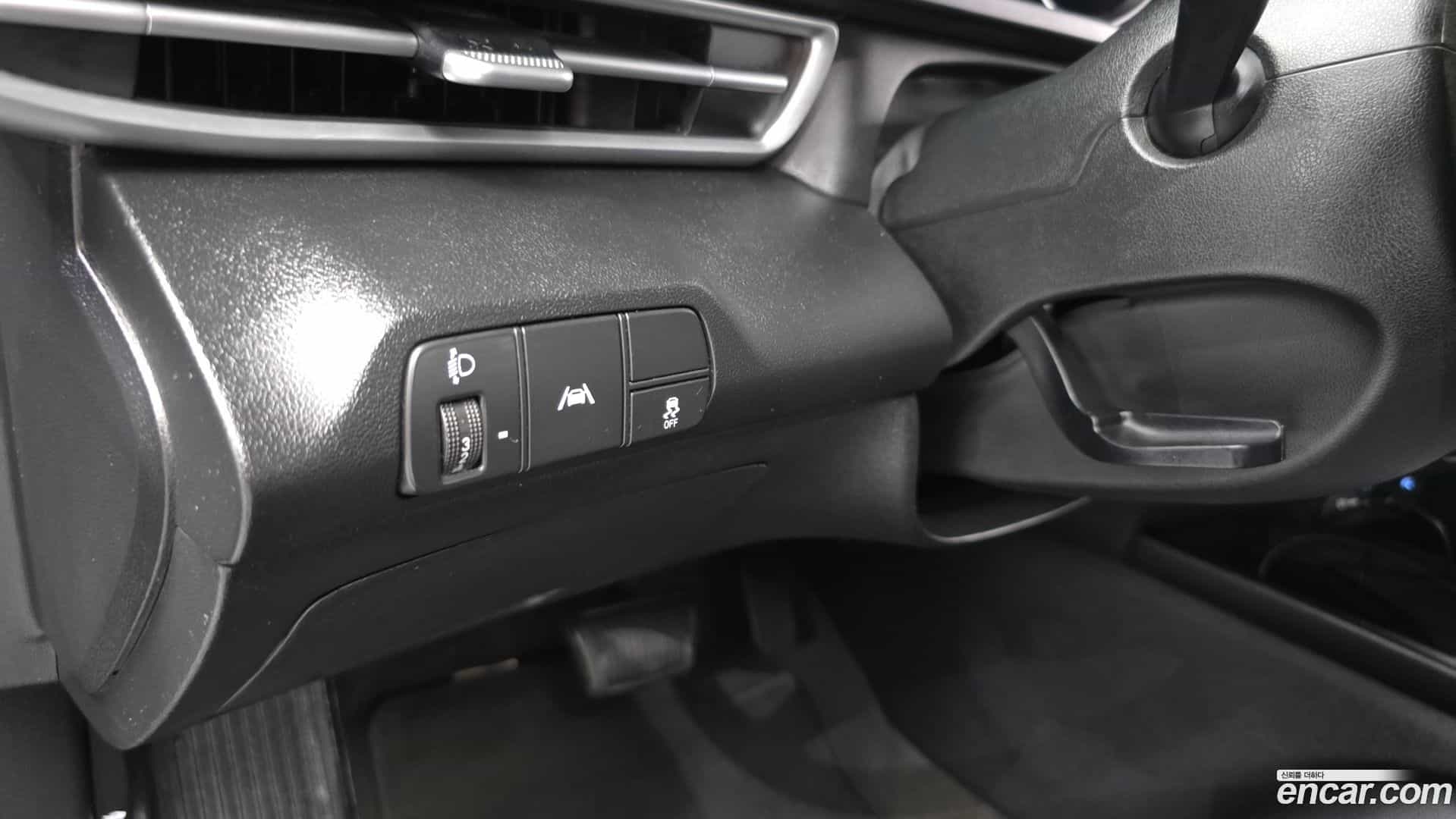 AVANTE Hyundai 2022.4-OPTION-018