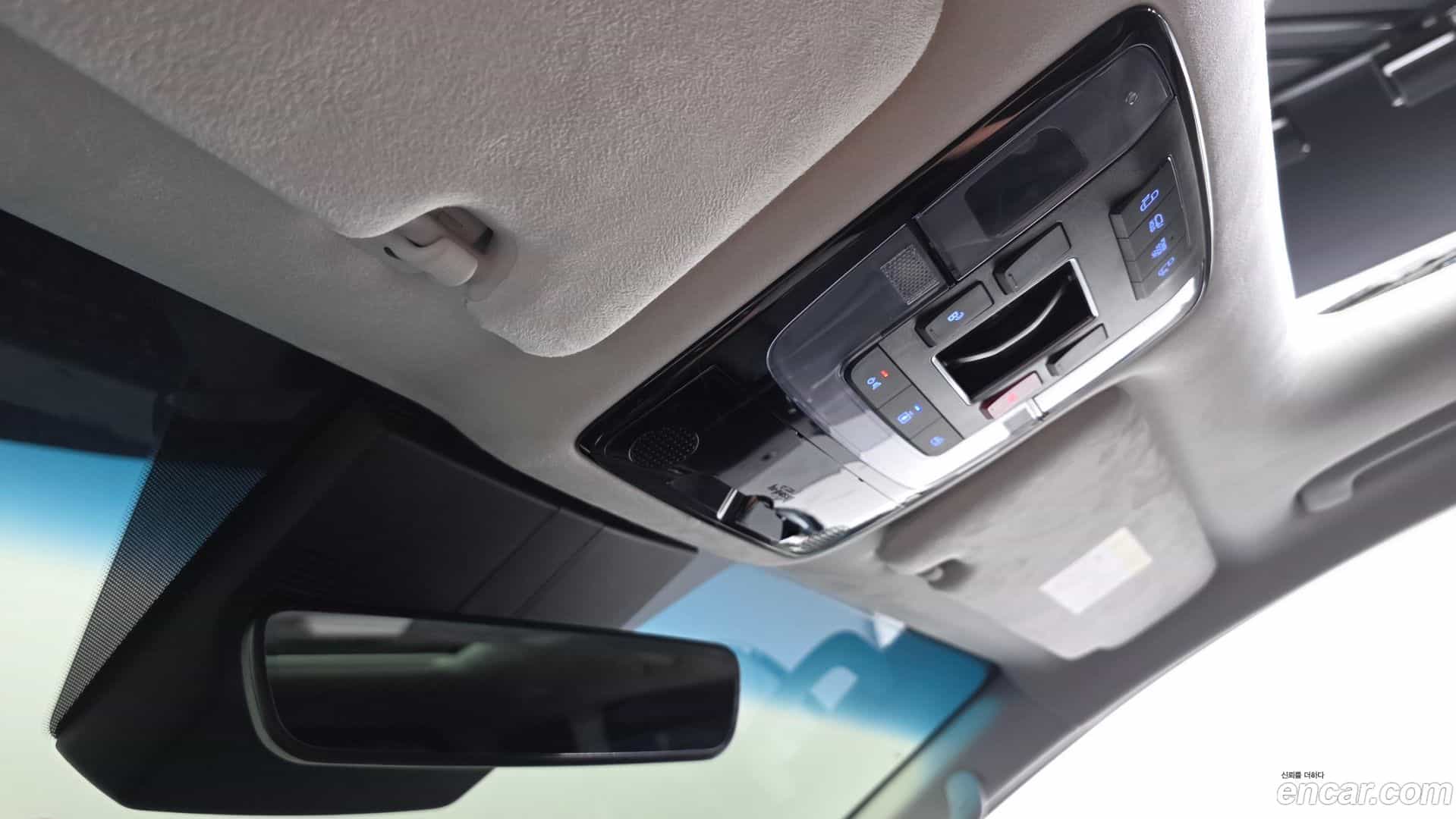 Staria Hyundai 2024.3-OPTION-044