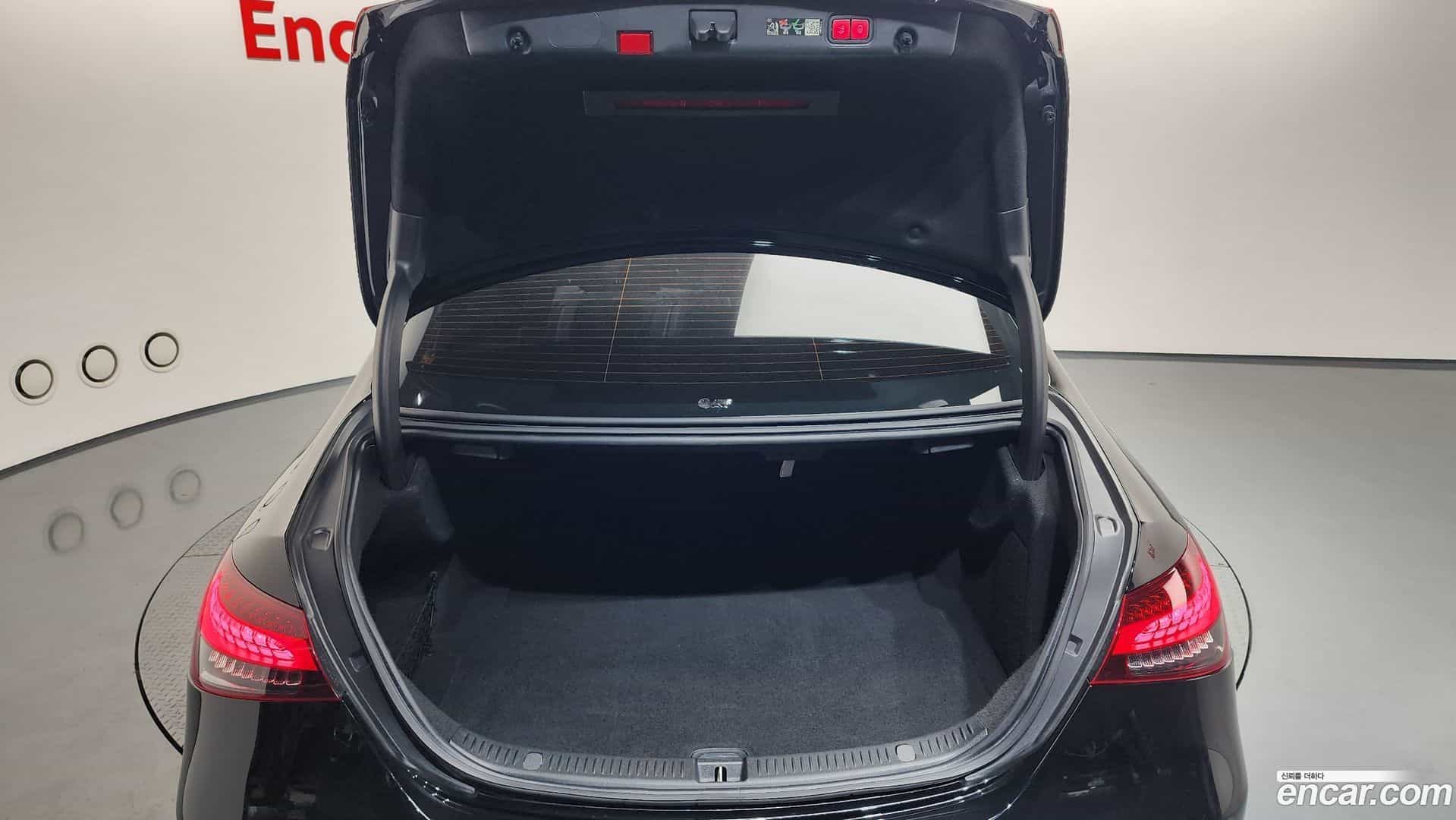 E-Class Mercedes-Benz 2023.2-OPTION-023