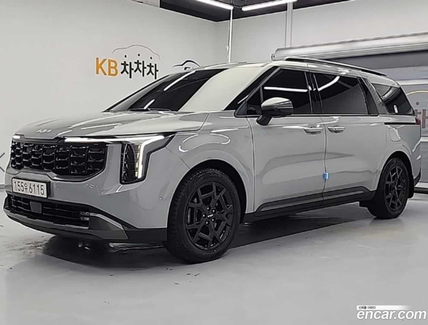 Canival Kia 2024.11-OUTER-001