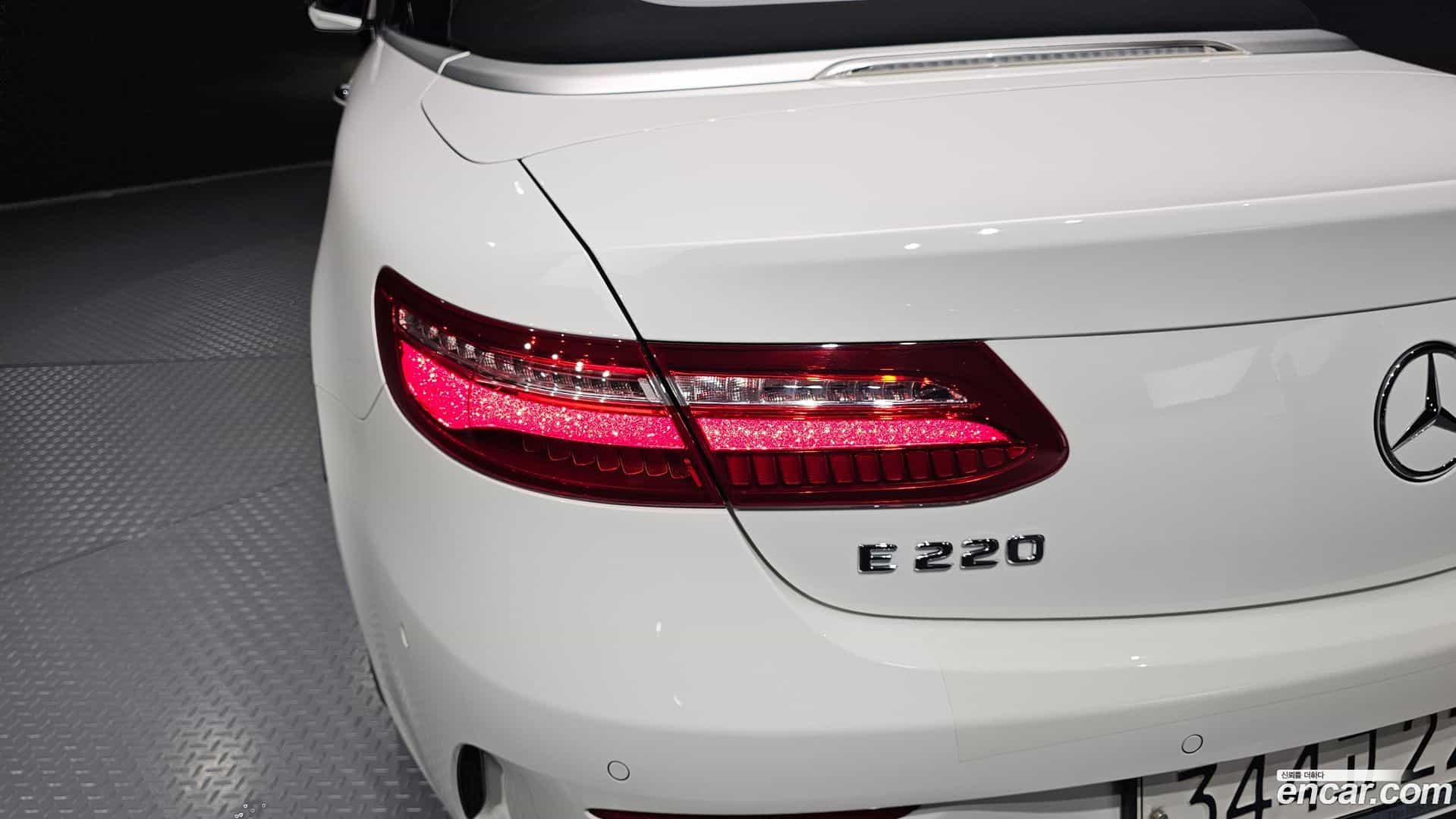 E-Class Mercedes-Benz 2019.9-OUTER-033