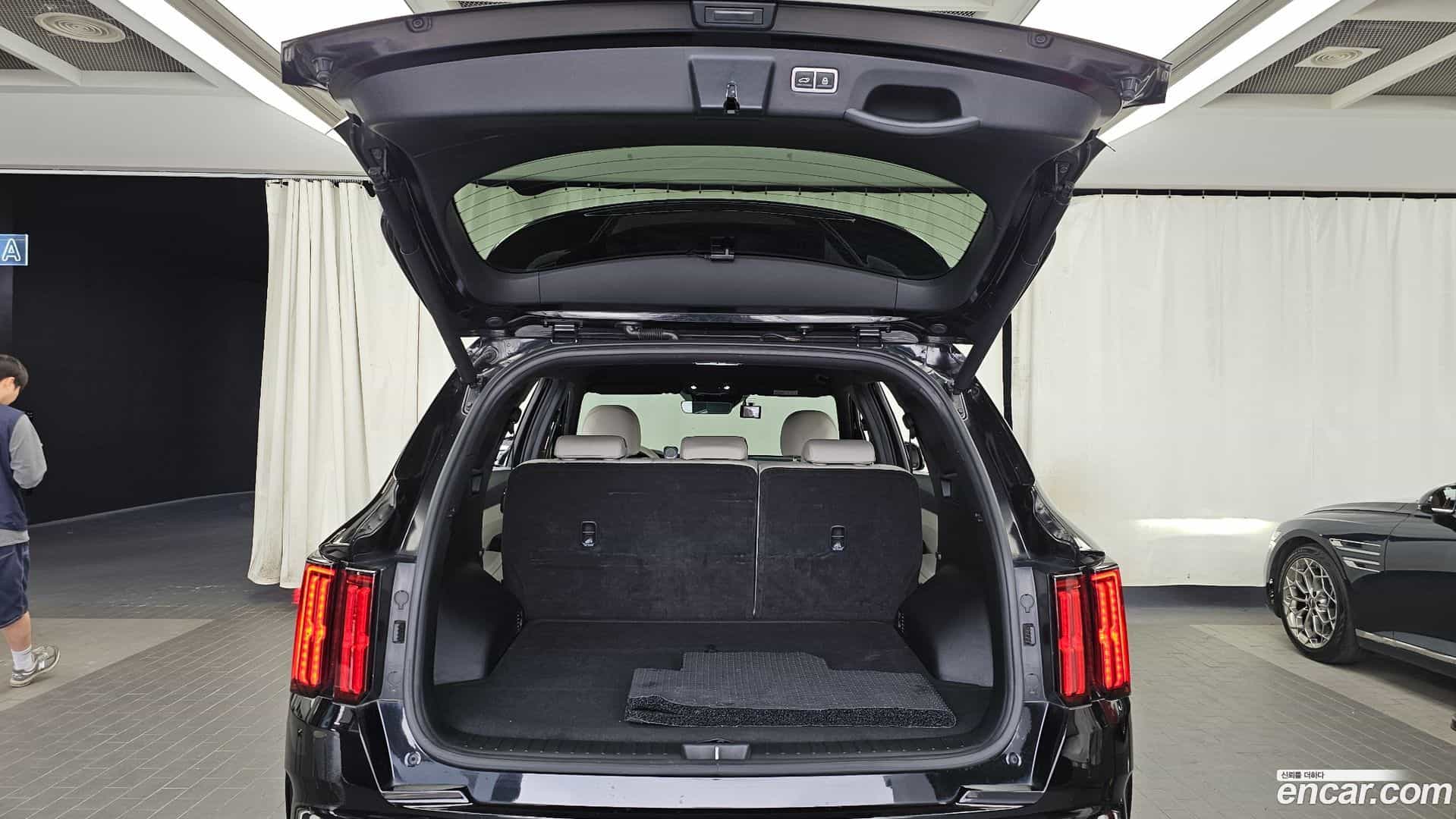 Sorento Kia 2022.3-OPTION-024