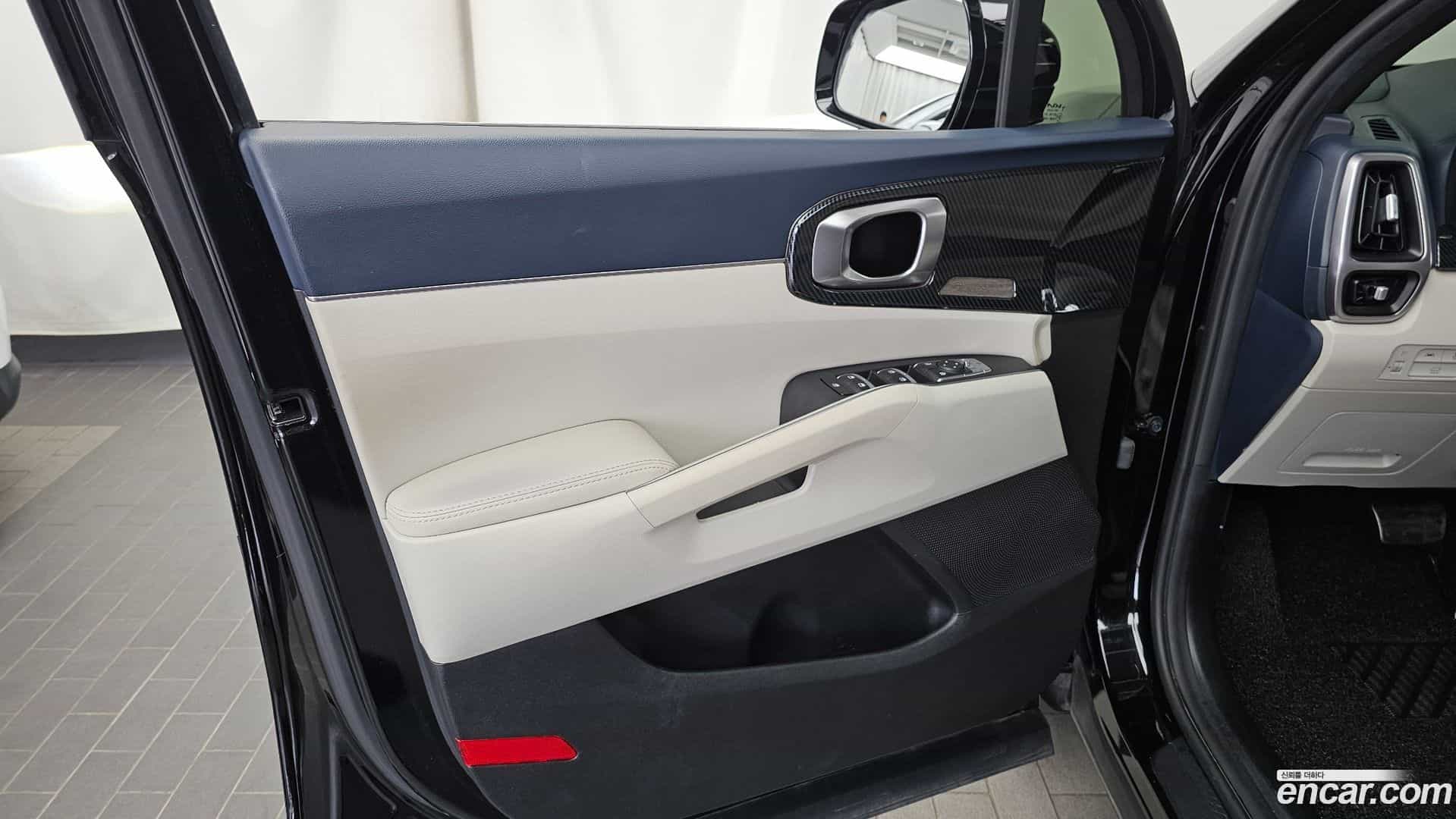 Sorento Kia 2022.3-INNER-034