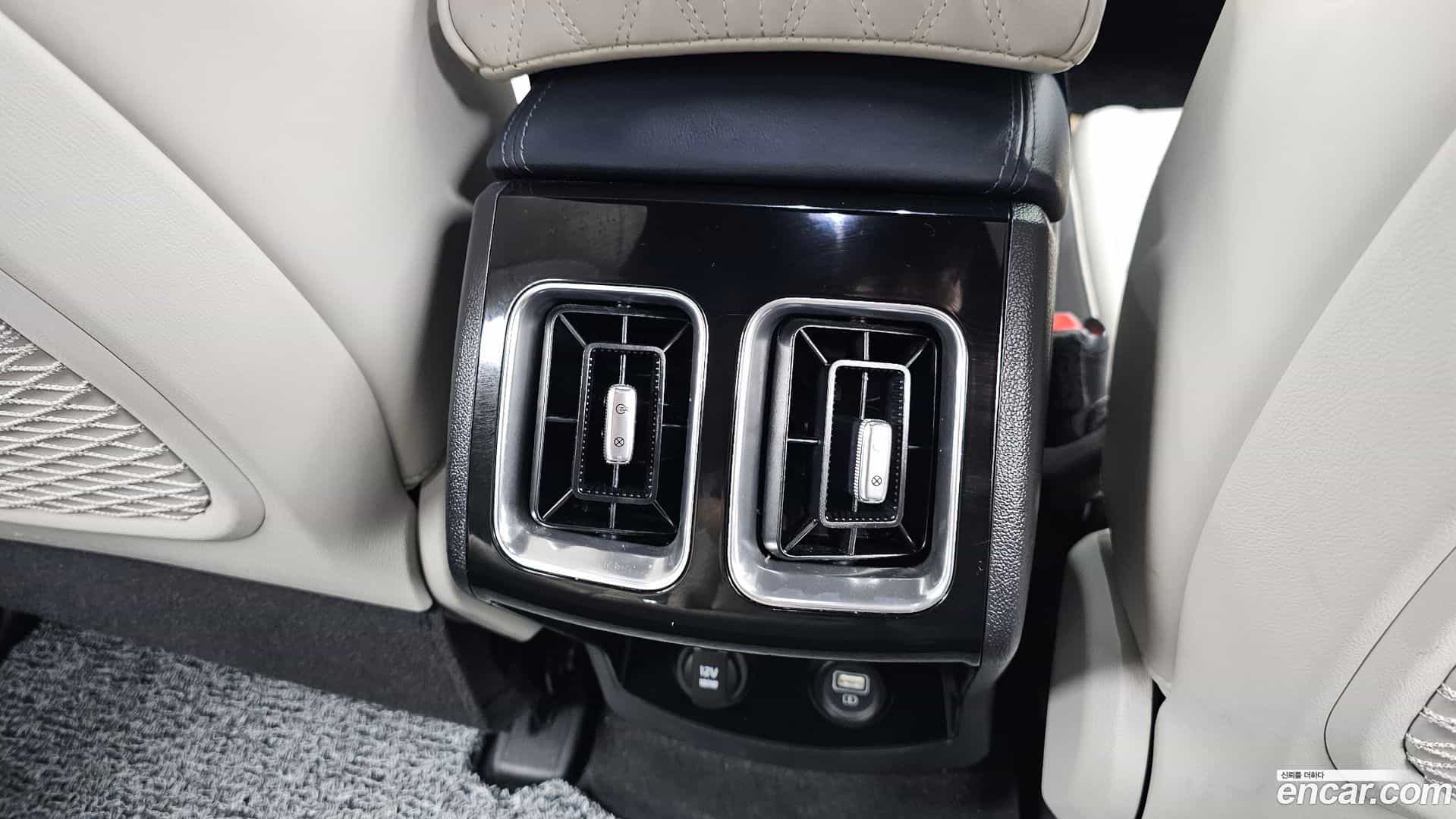 Sorento Kia 2022.3-OPTION-044