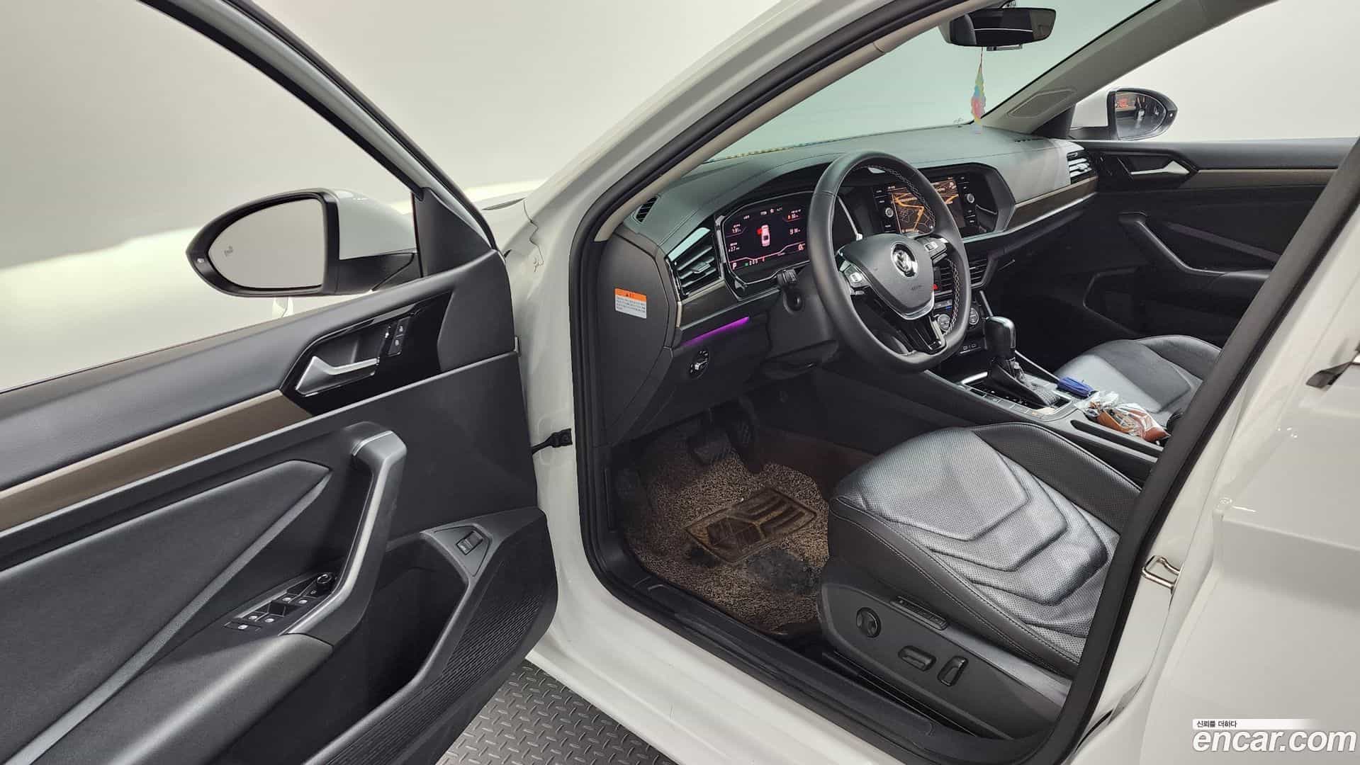 Jetta Volkswagen 2021.2-INNER-010