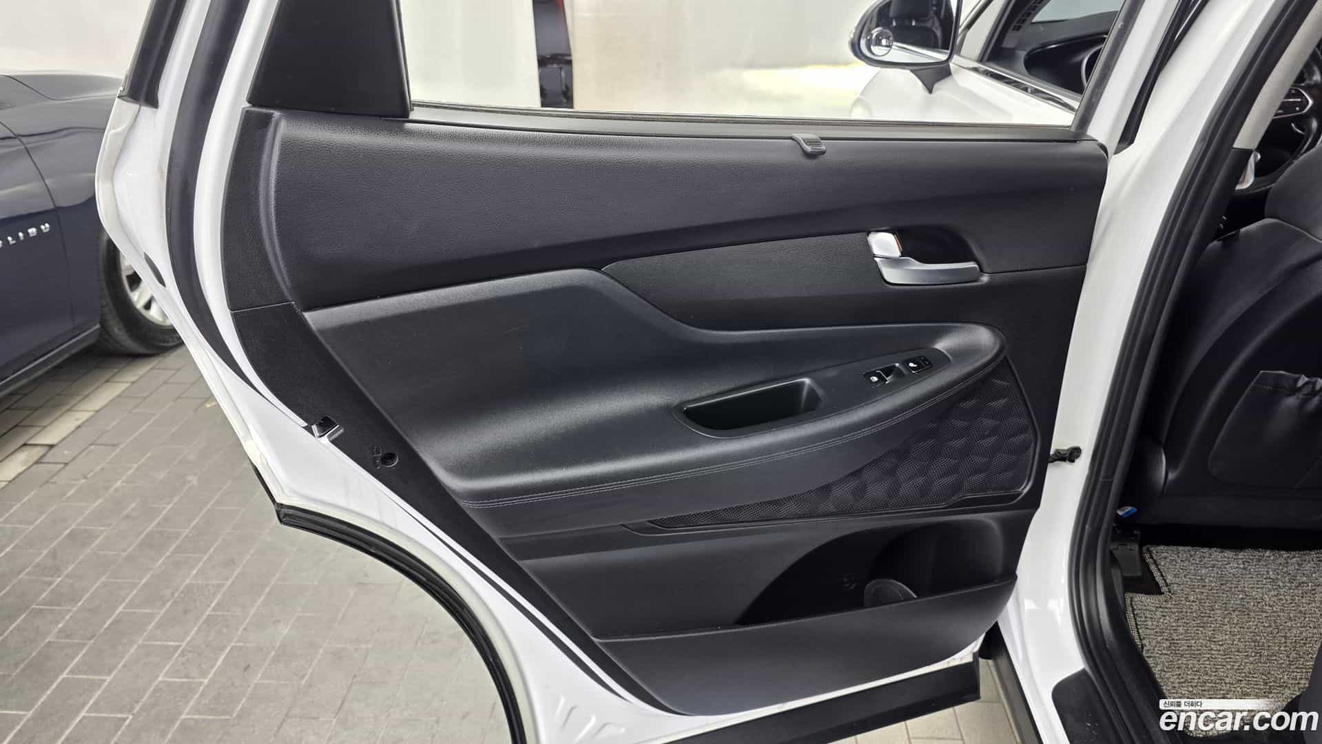 Santafe Hyundai 2021.2-INNER-035