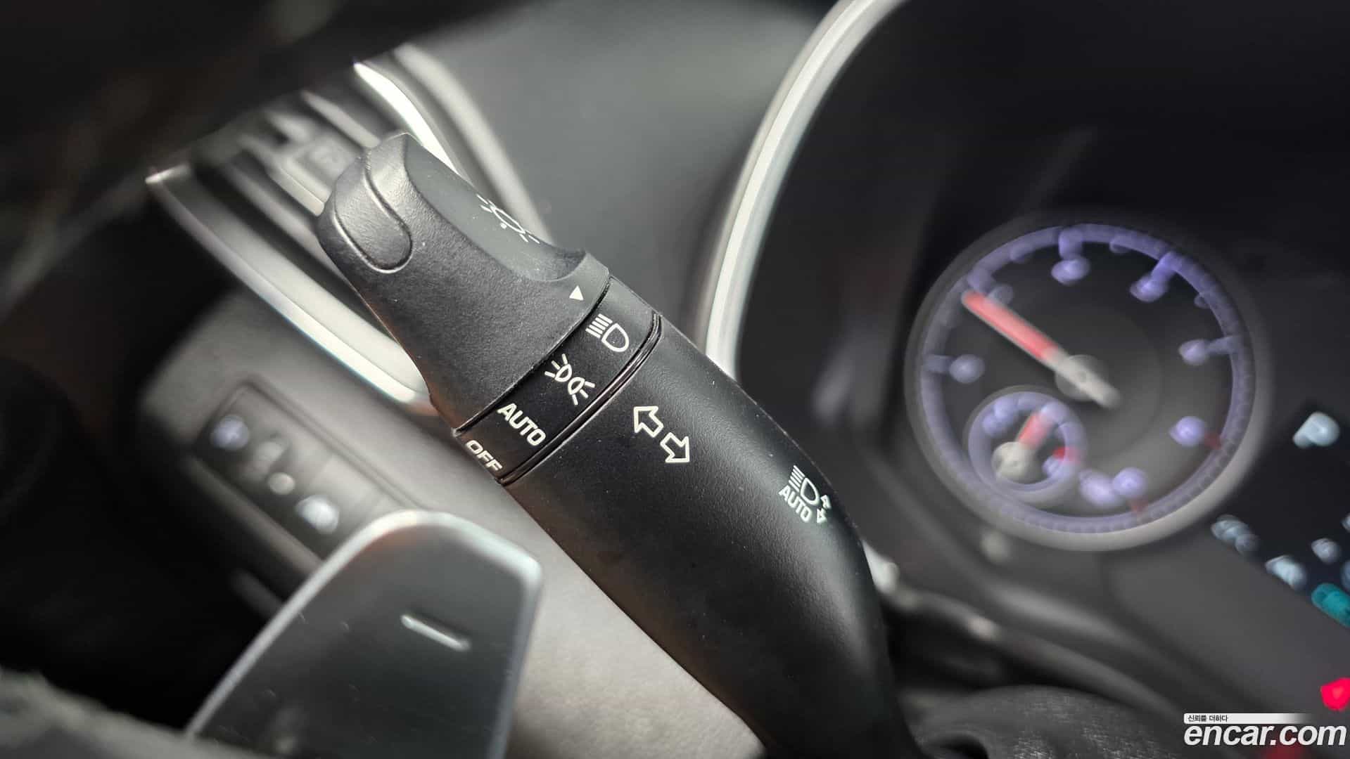 Santafe Hyundai 2021.2-OPTION-041