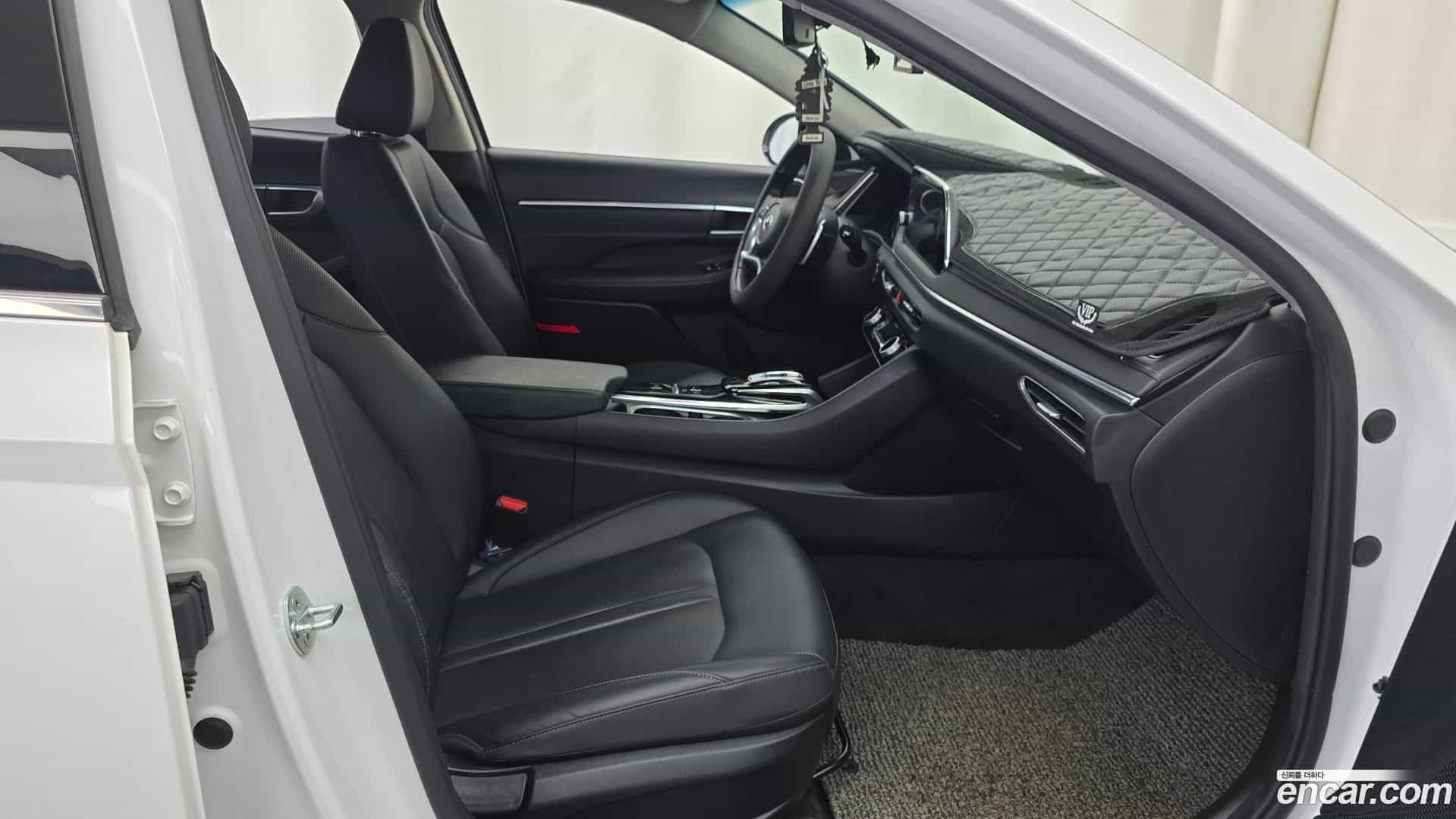 Sonata Hyundai 2022.2-INNER-036