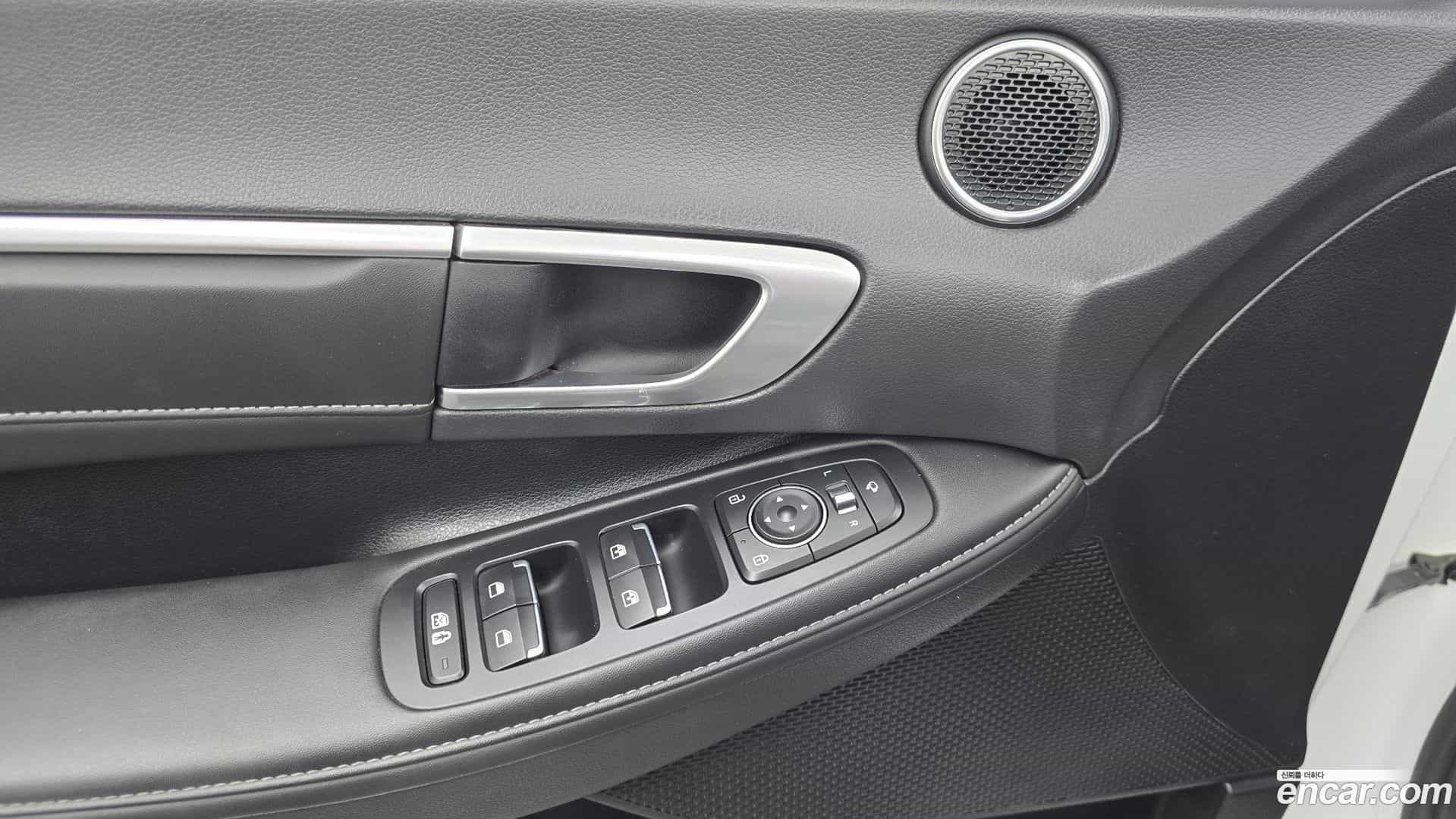 Sonata Hyundai 2022.2-OPTION-040
