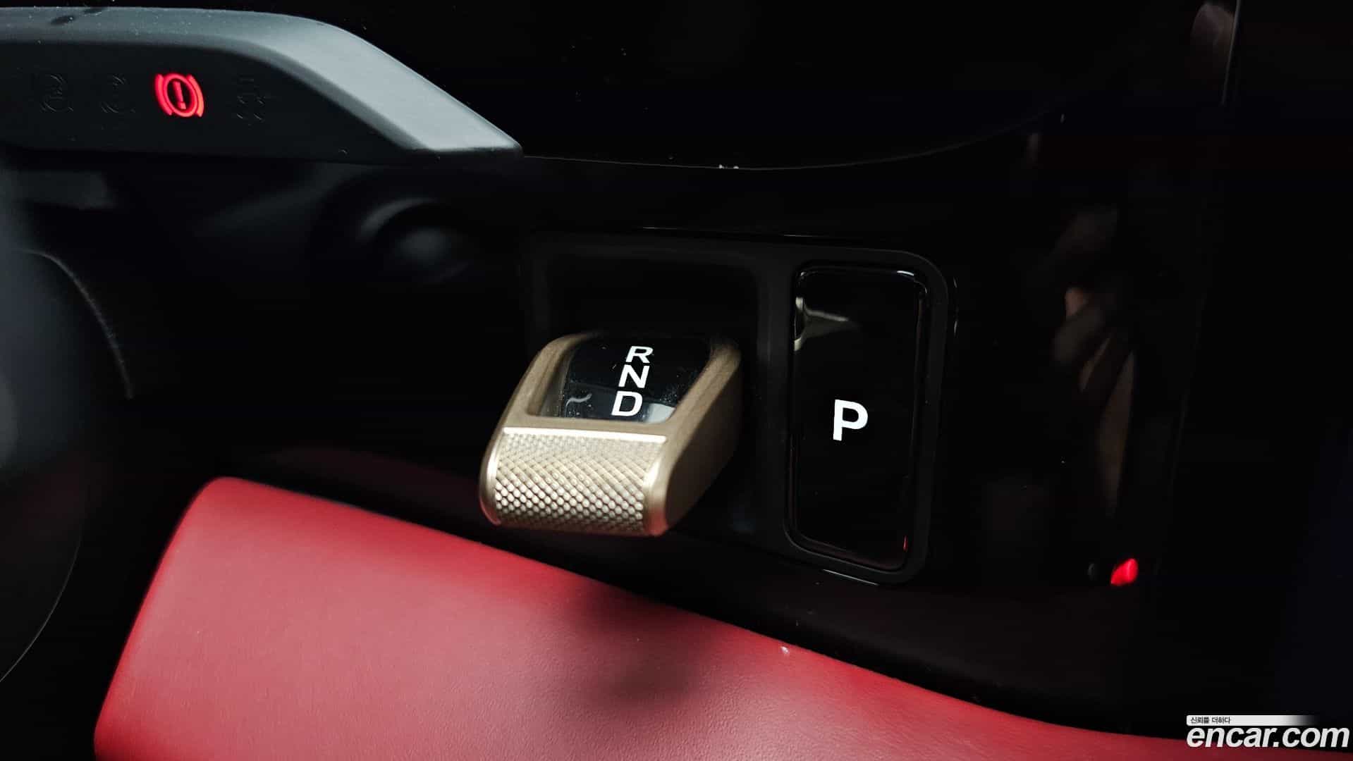 Taycan Porsche 2022.3-INNER-009