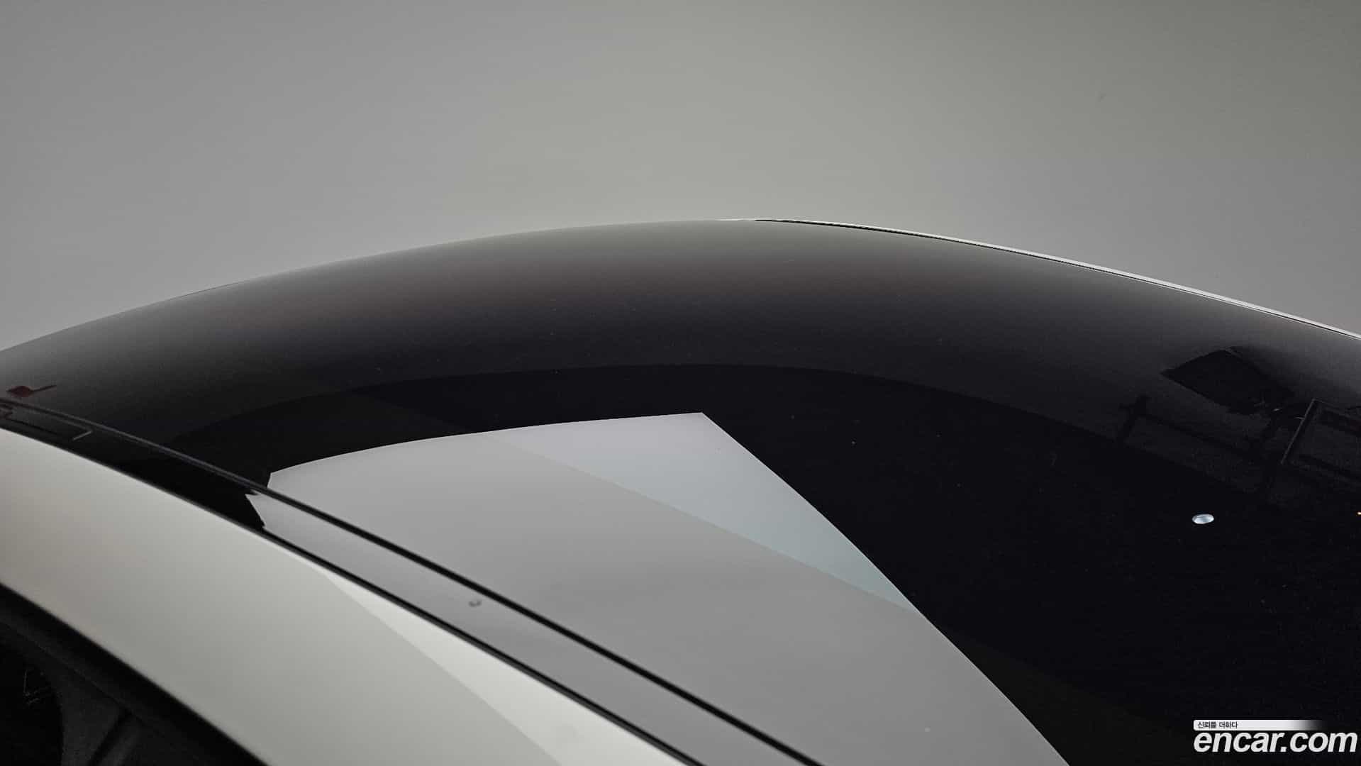 Taycan Porsche 2022.3-OPTION-021