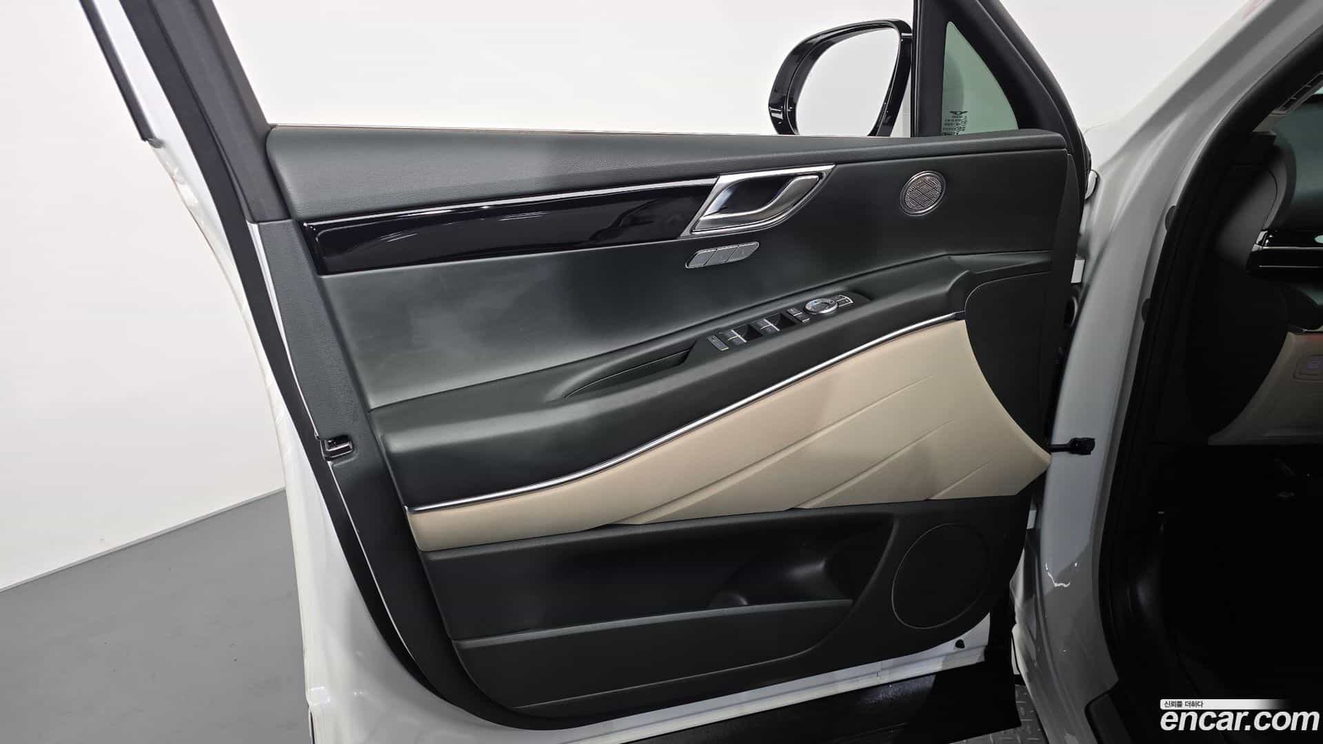 GV80 Genesis 2023.10-INNER-034