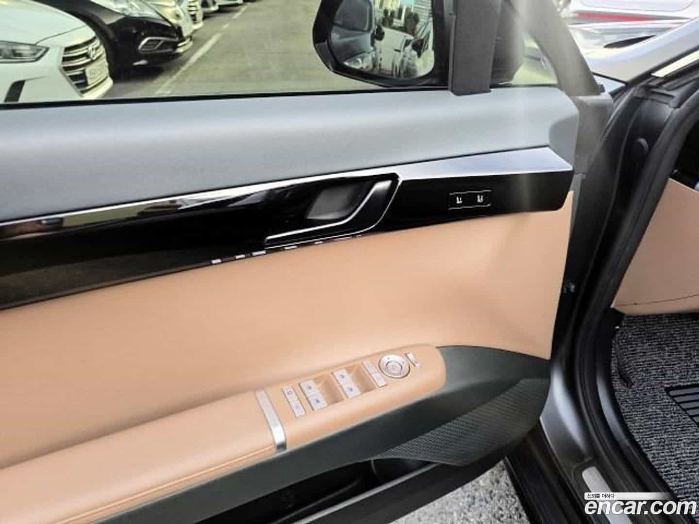 Grandeur Hyundai 2023.9-OPTION-019