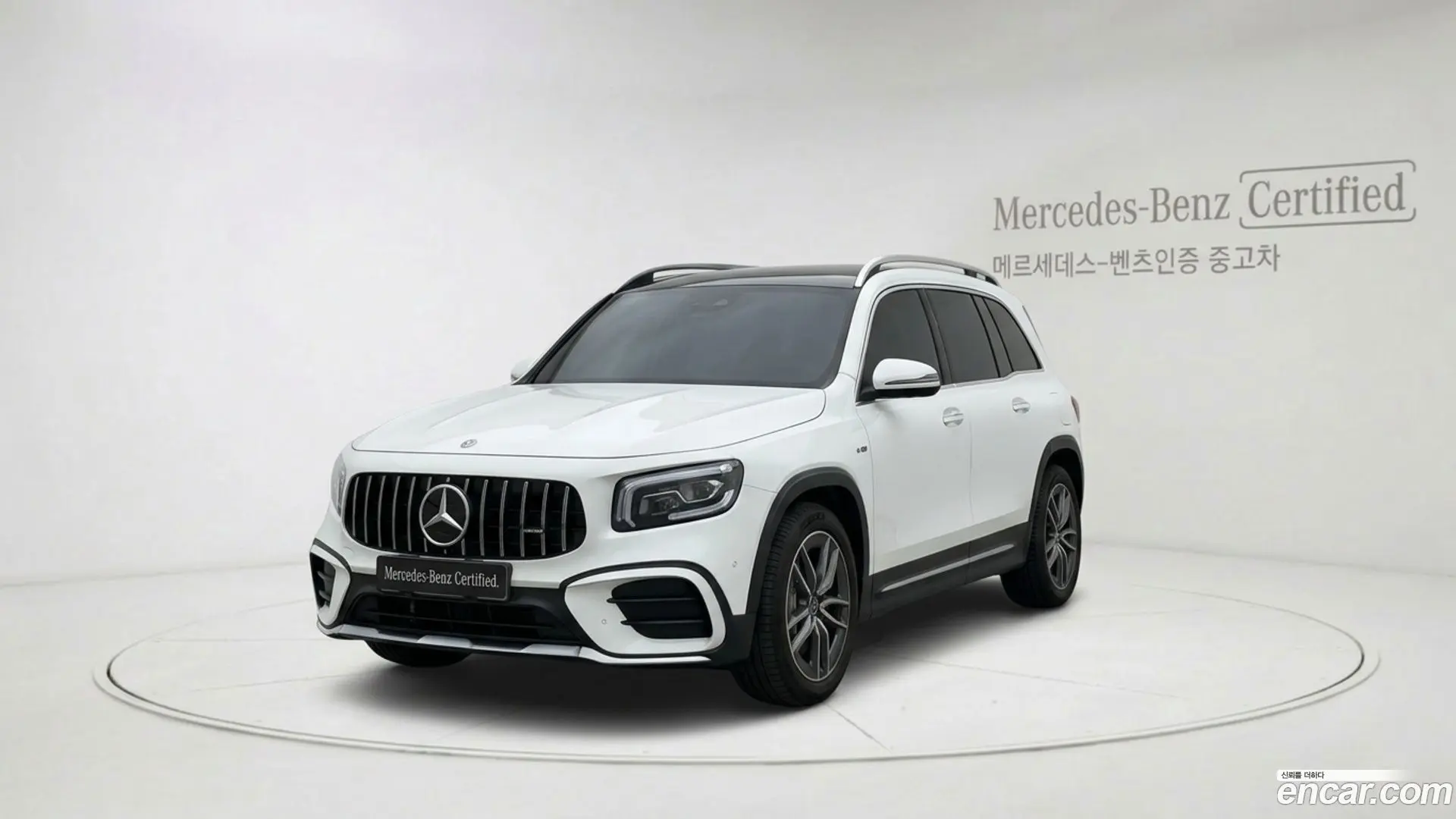 Main__Slider__Photo:GLB-Class Mercedes-Benz 2025.7-0