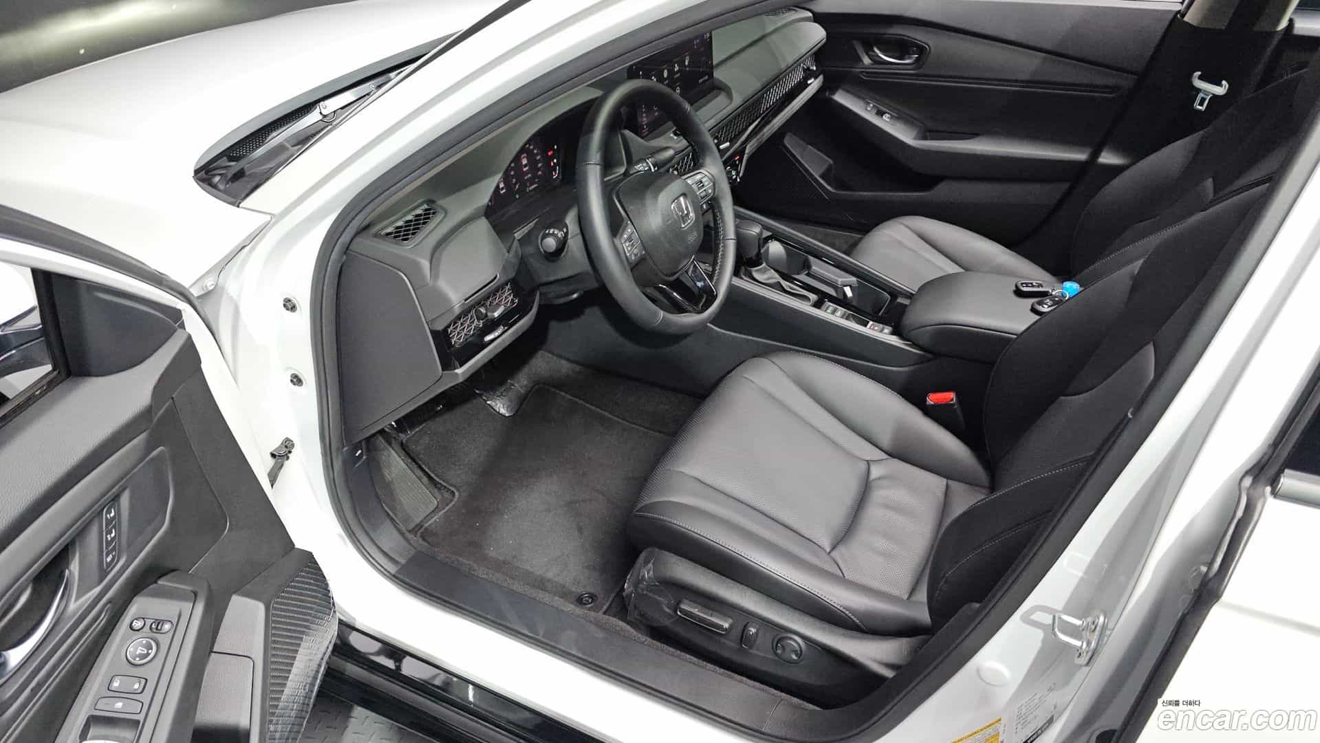 Accord Honda 2024.4-INNER-010
