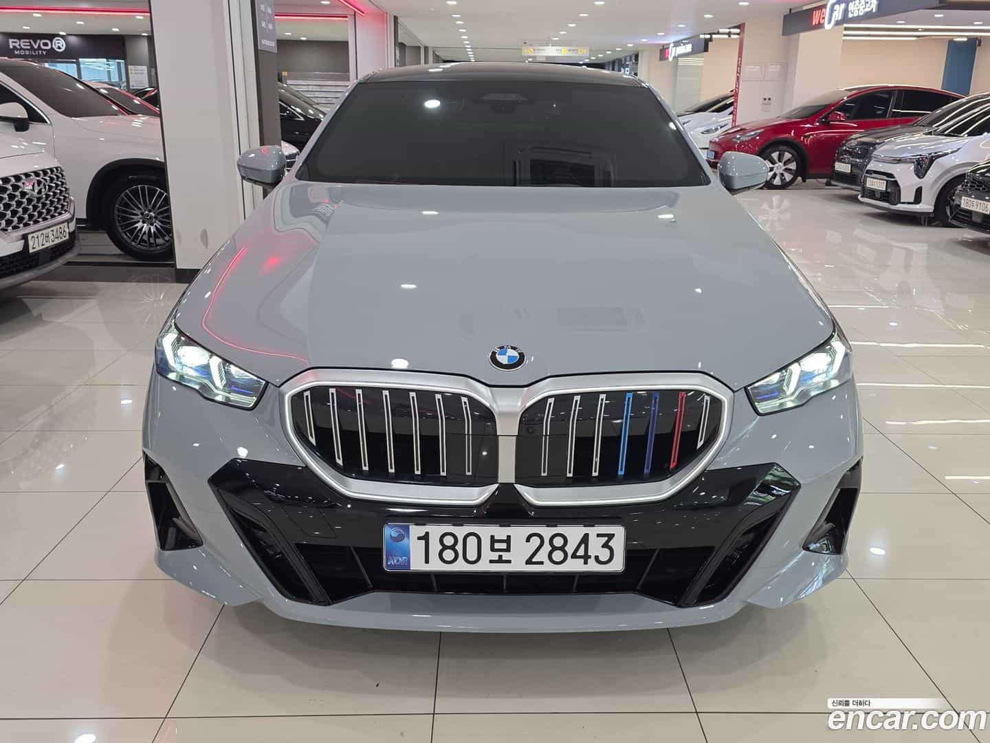5-Series BMW 2025.0-OUTER-003