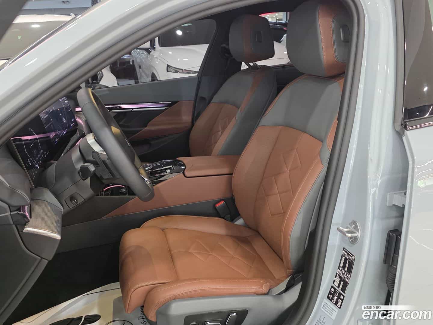 5-Series BMW 2025.0-INNER-009