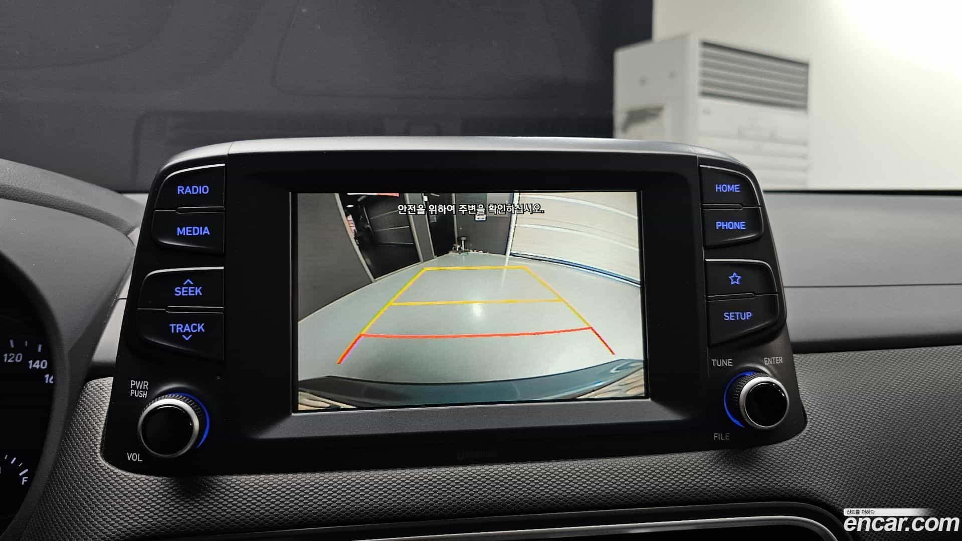 Kona Hyundai 2018.8-OPTION-018