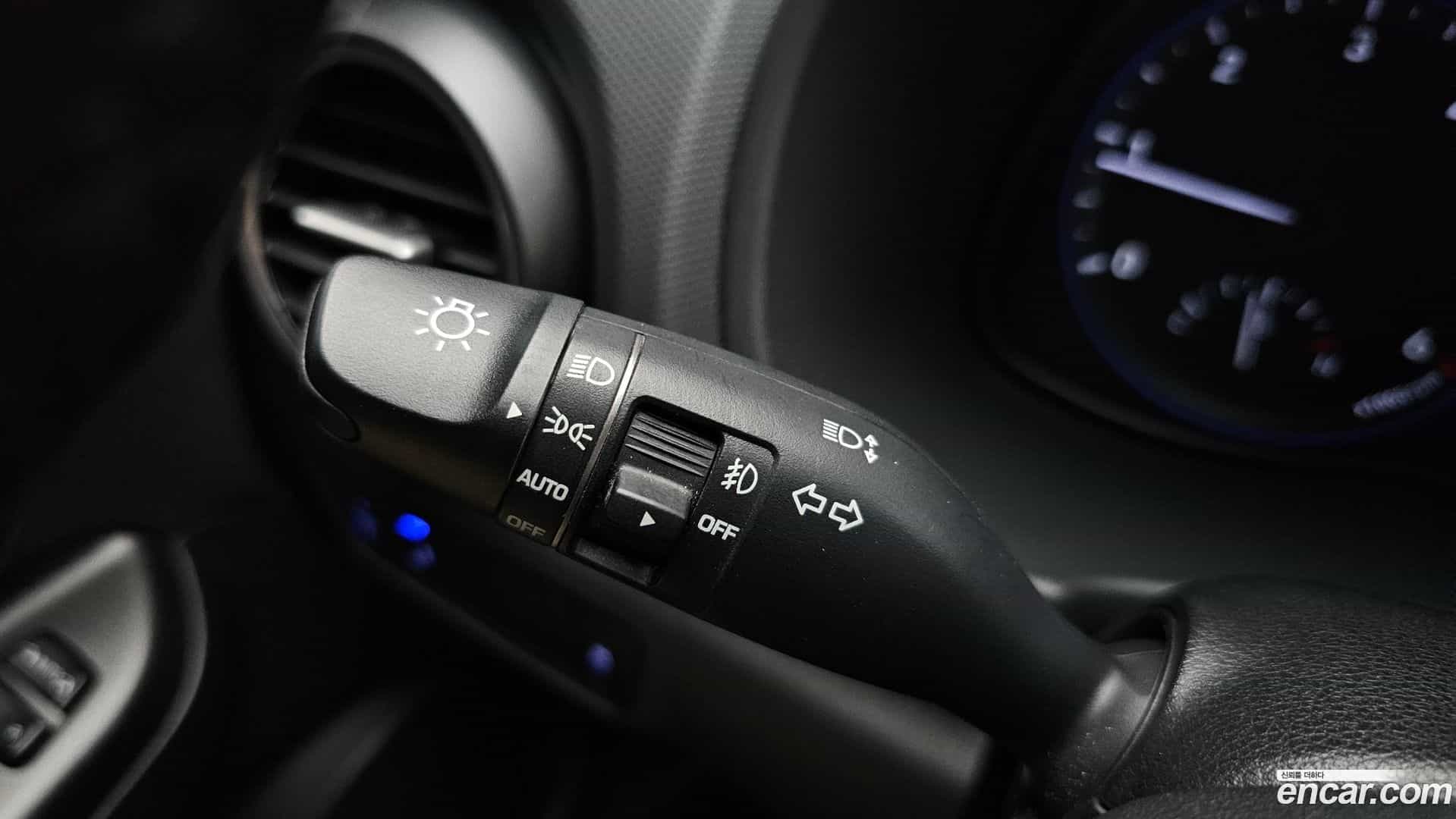 Kona Hyundai 2018.8-OPTION-021