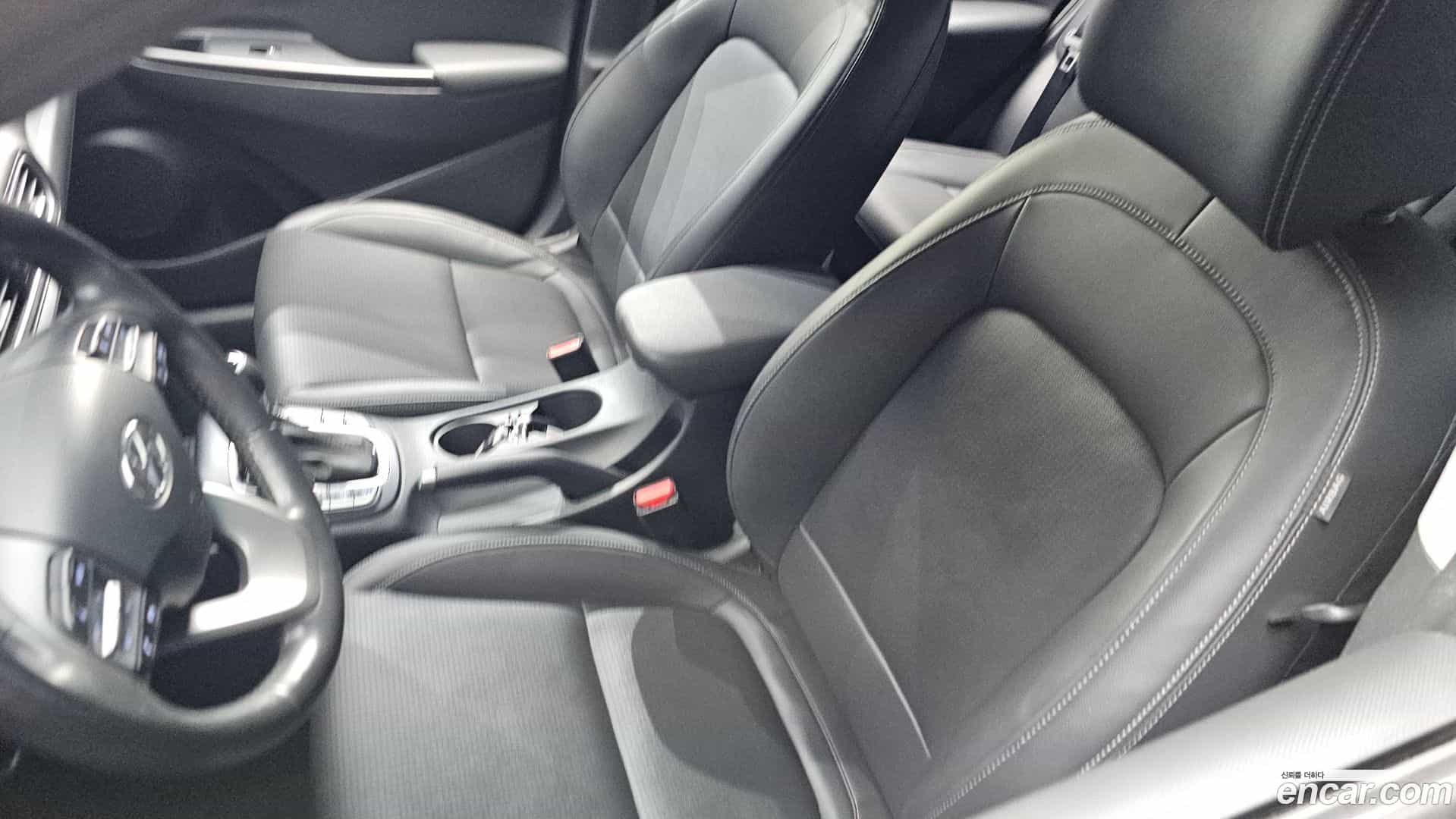 Kona Hyundai 2018.8-OPTION-043