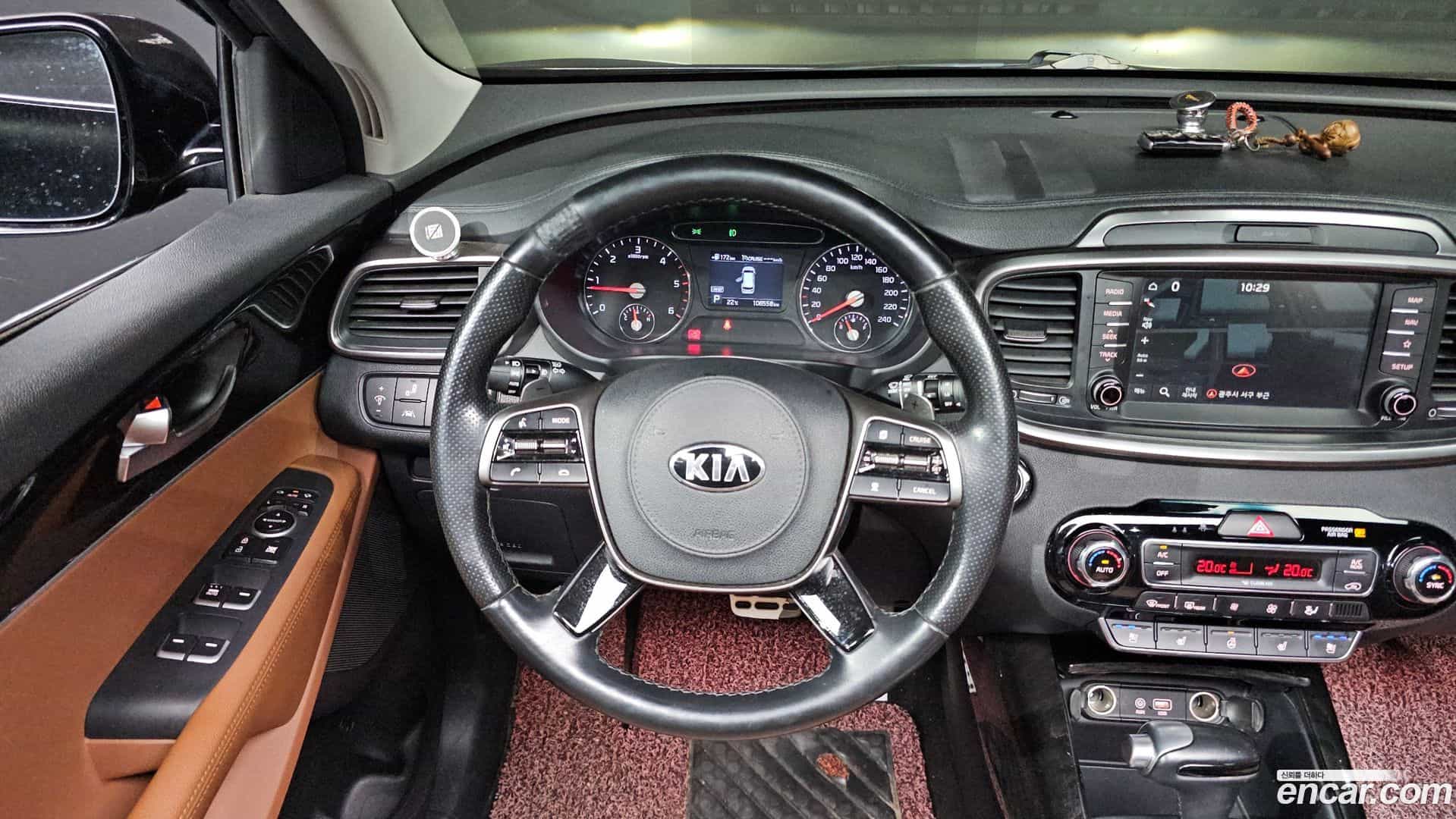 Sorento Kia 2019.2-OPTION-017